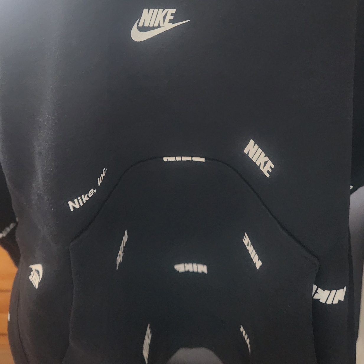 Nike Club Fleece Allover Print Pullover Hoodie Black White - Asia 착용 스타일 - 4