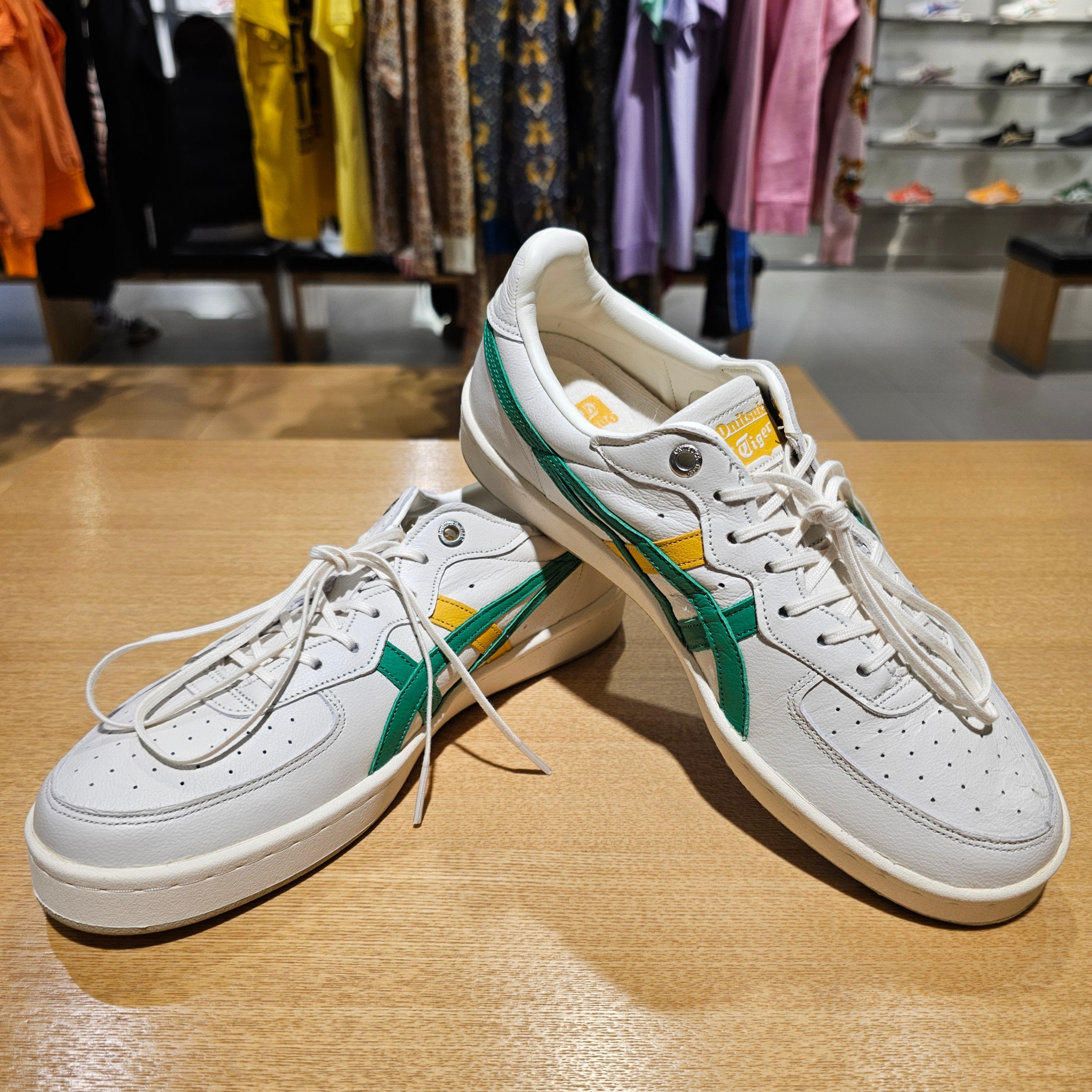 Onitsuka Tiger GSM SD Cream Cilantro 착용 스타일 - 3