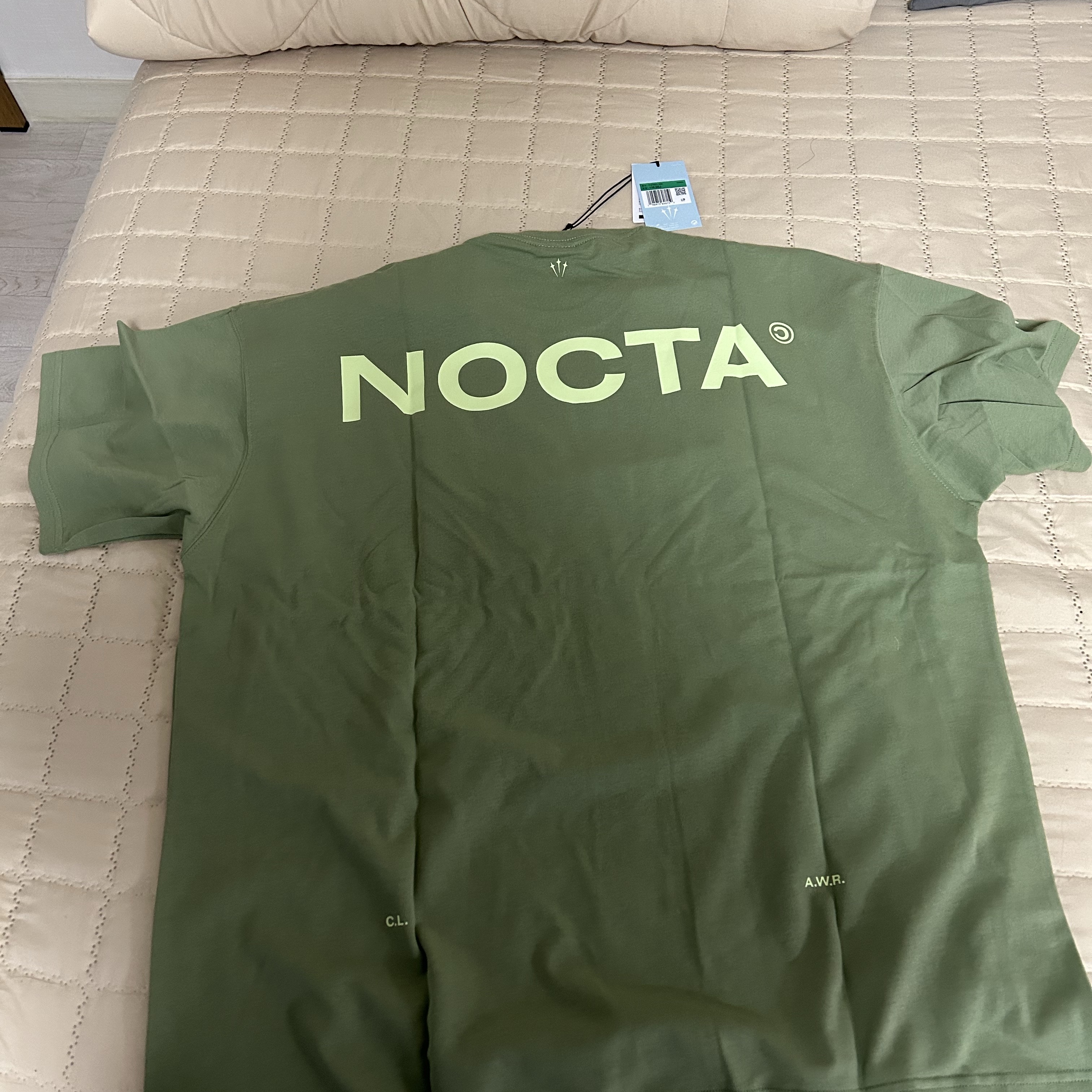 Nike x Drake Nocta Max 90 T-Shirt Oil Green (FN7663-386) 착용 스타일