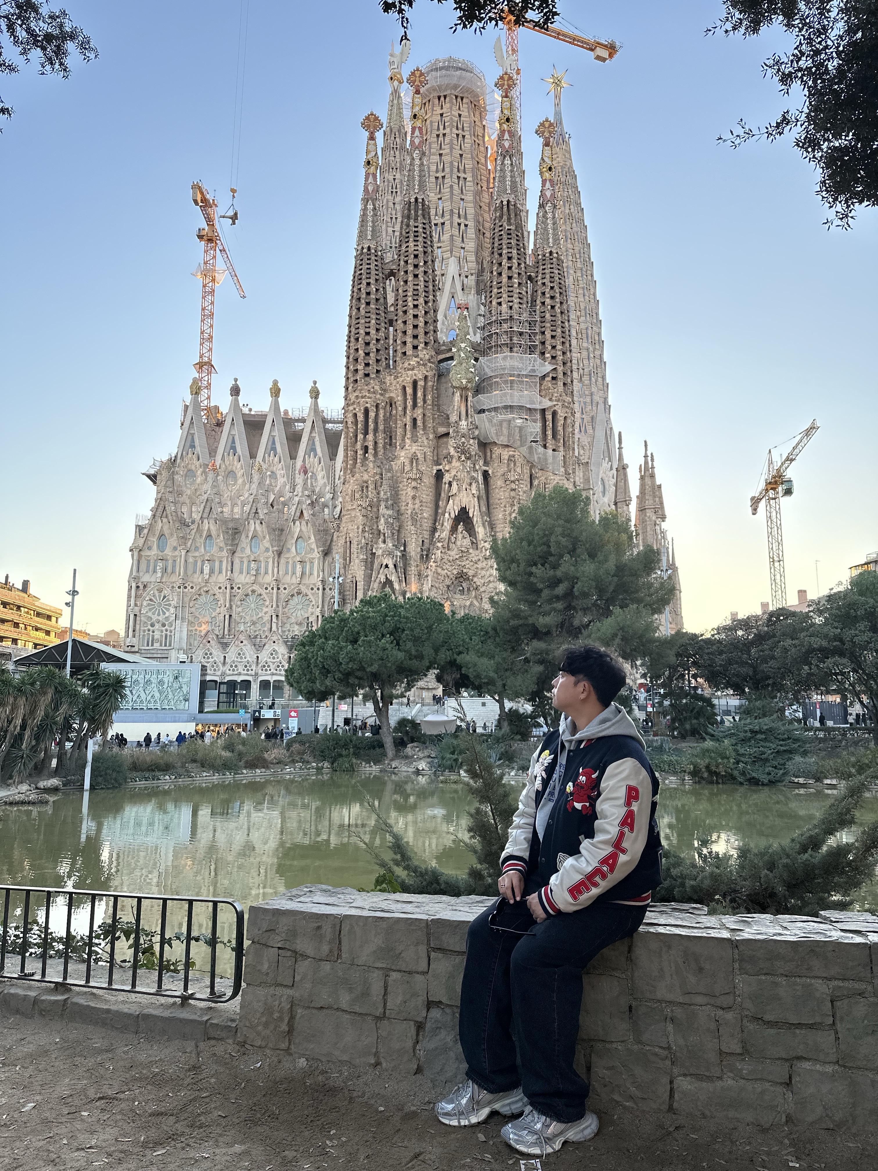 Palace Fallen Angels Varsity Jacket Navy - 23SS, Balenciaga 3XL Sneakers Light Beige 착용 스타일