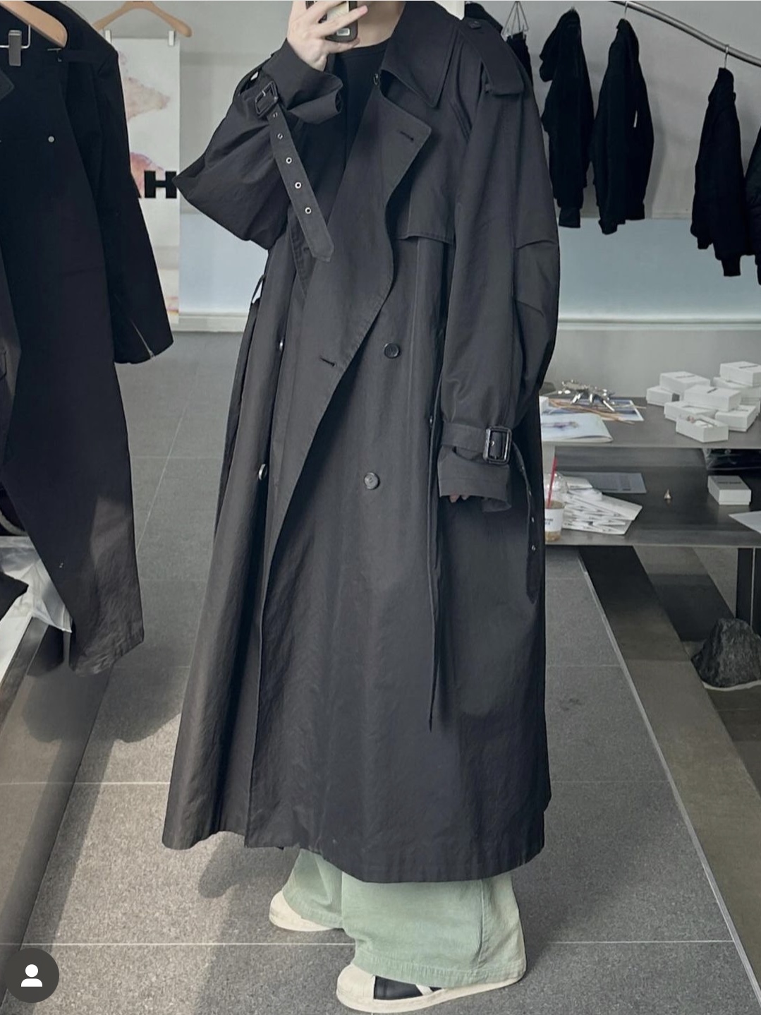 Haleine Belted Oversized Trench Coat Black, Adidas Superstar Core Black Cream White 착용 스타일