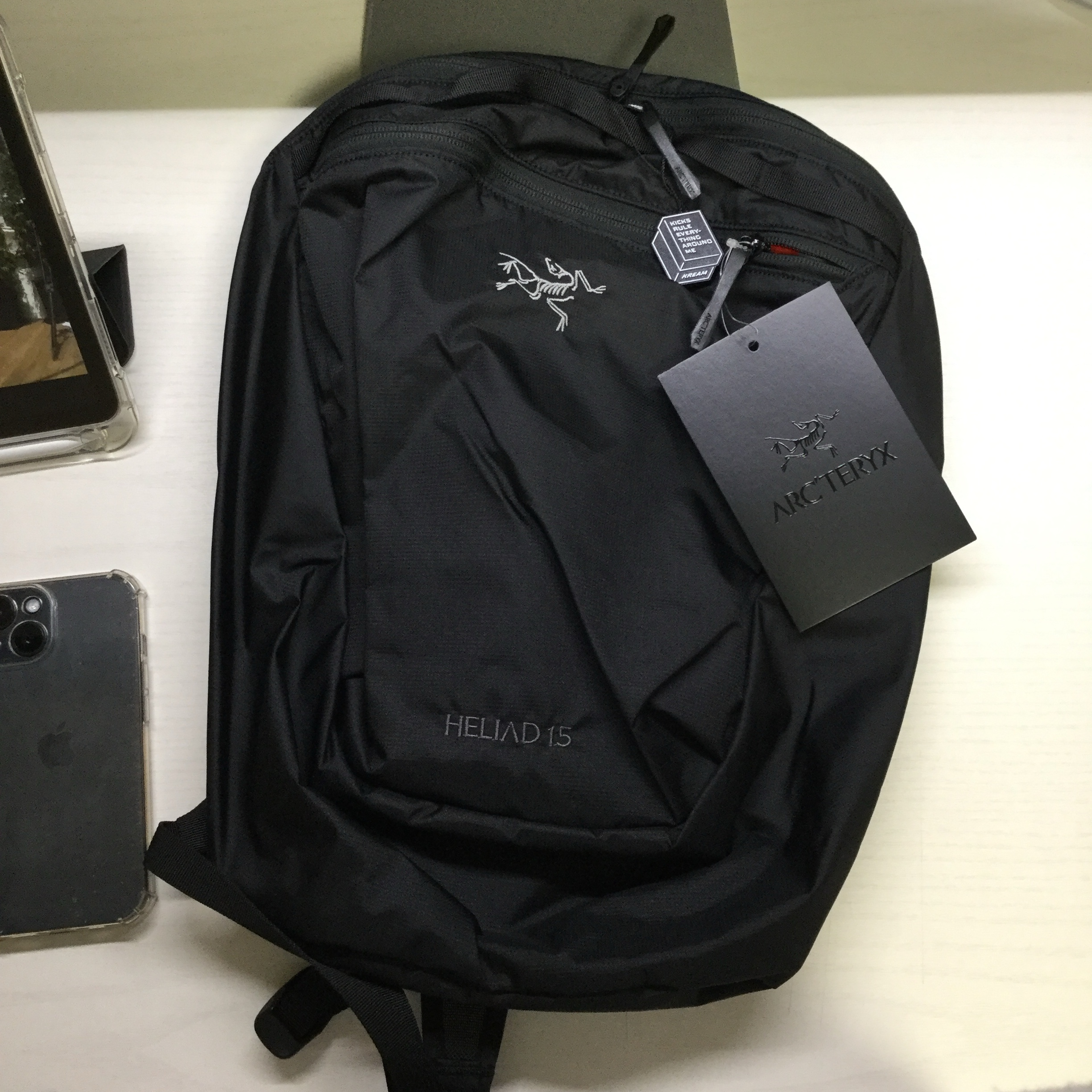 Arc'teryx Heliad 15 Backpack Black 착용 스타일 - 2
