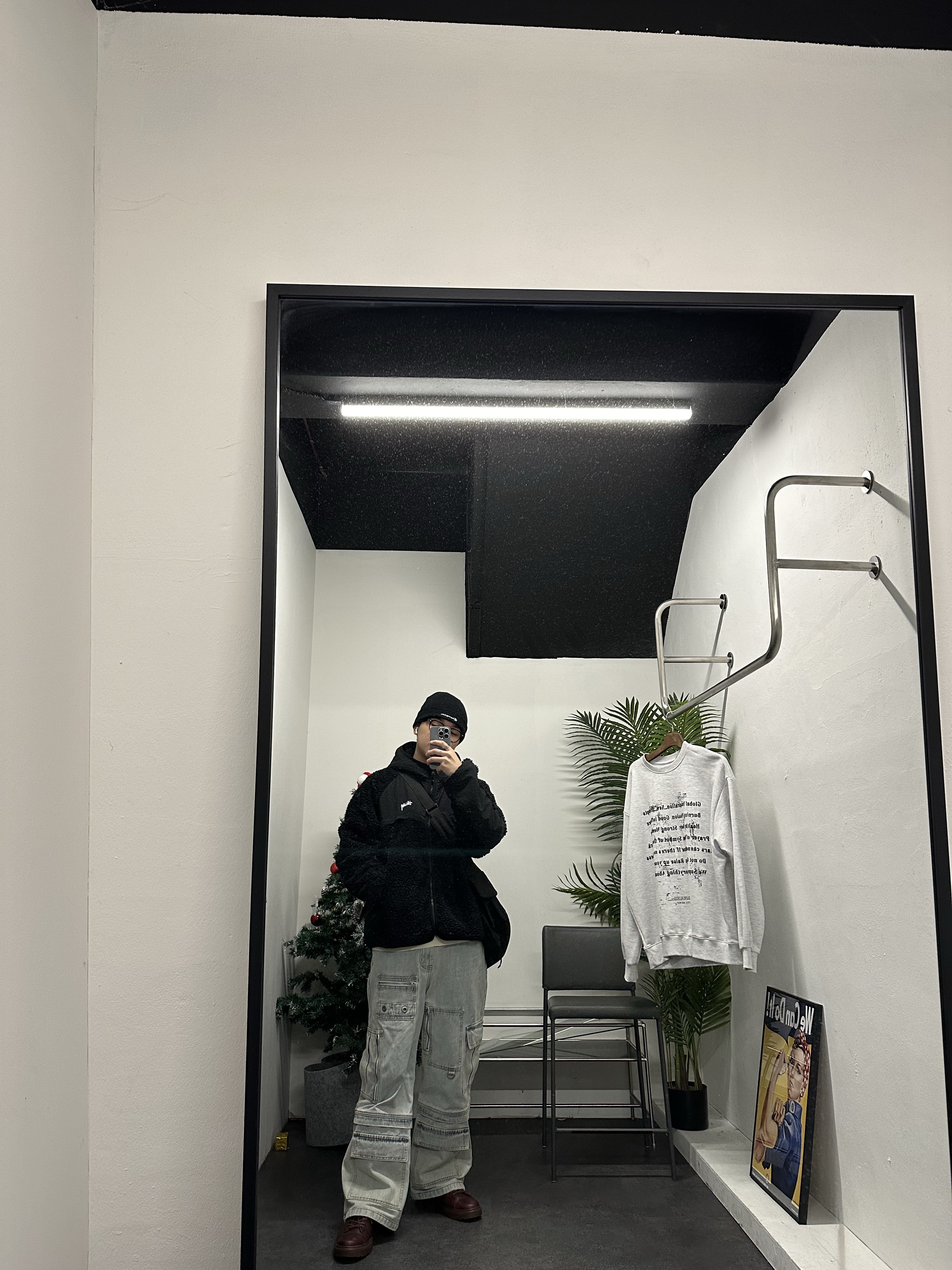 Stussy Sherpa Paneled Hooded Jacket Black 착용 스타일