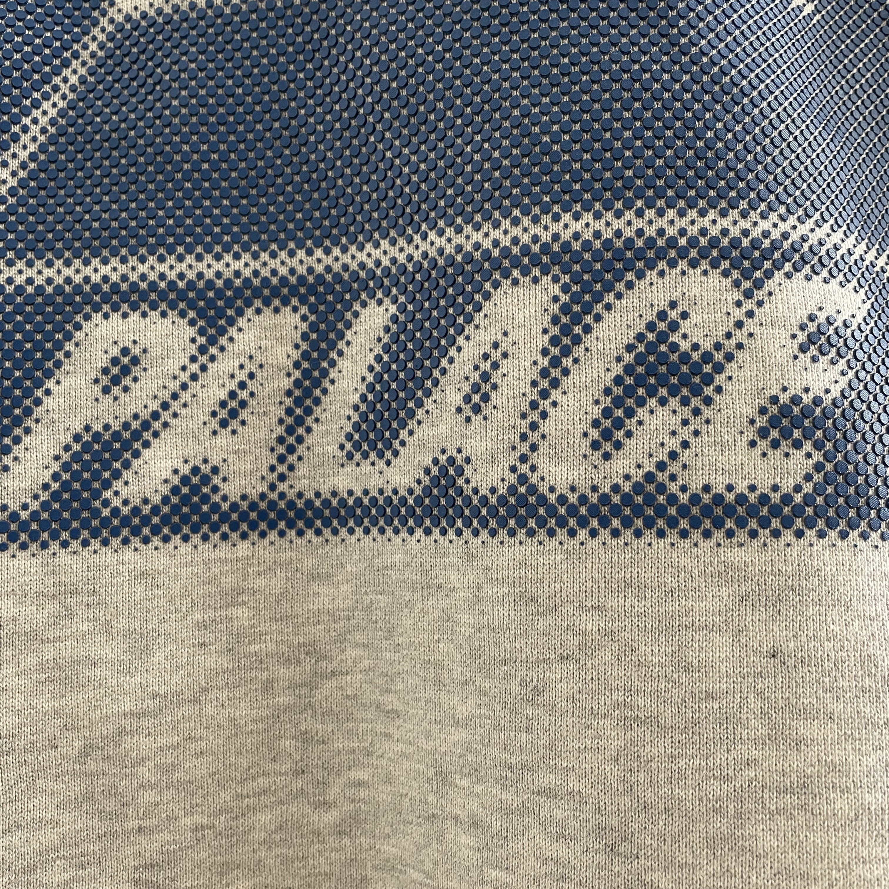 Palace Bit Grippy Tri-Ferg Hood Grey Marl - 24SS 착용 스타일 - 2