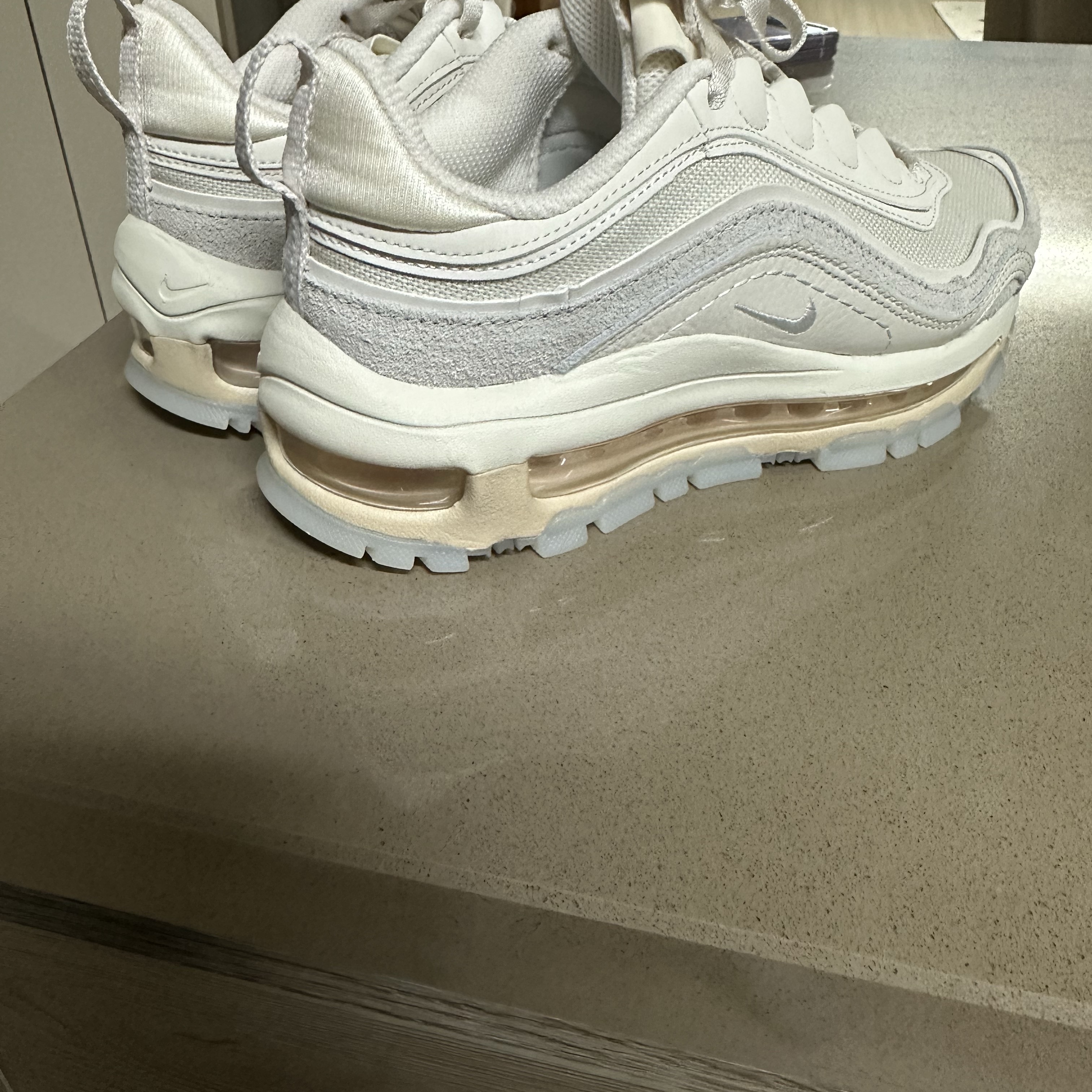 (W) Nike Air Max 97 Futura Phantom 착용 스타일 - 3