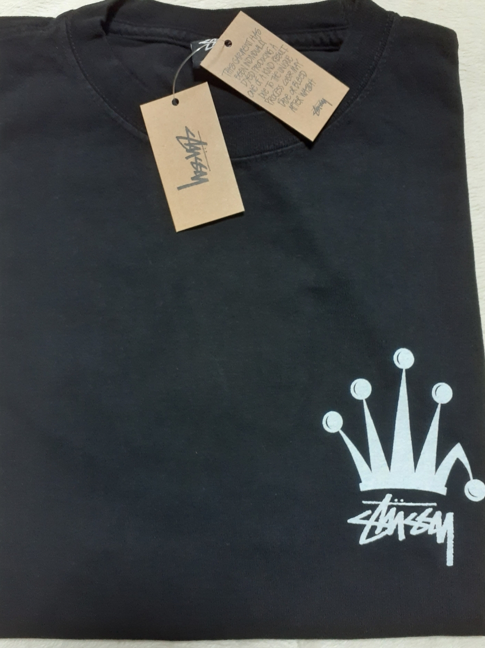 Stussy Regal Crown Pigment Dyed T-Shirt Black 착용 스타일