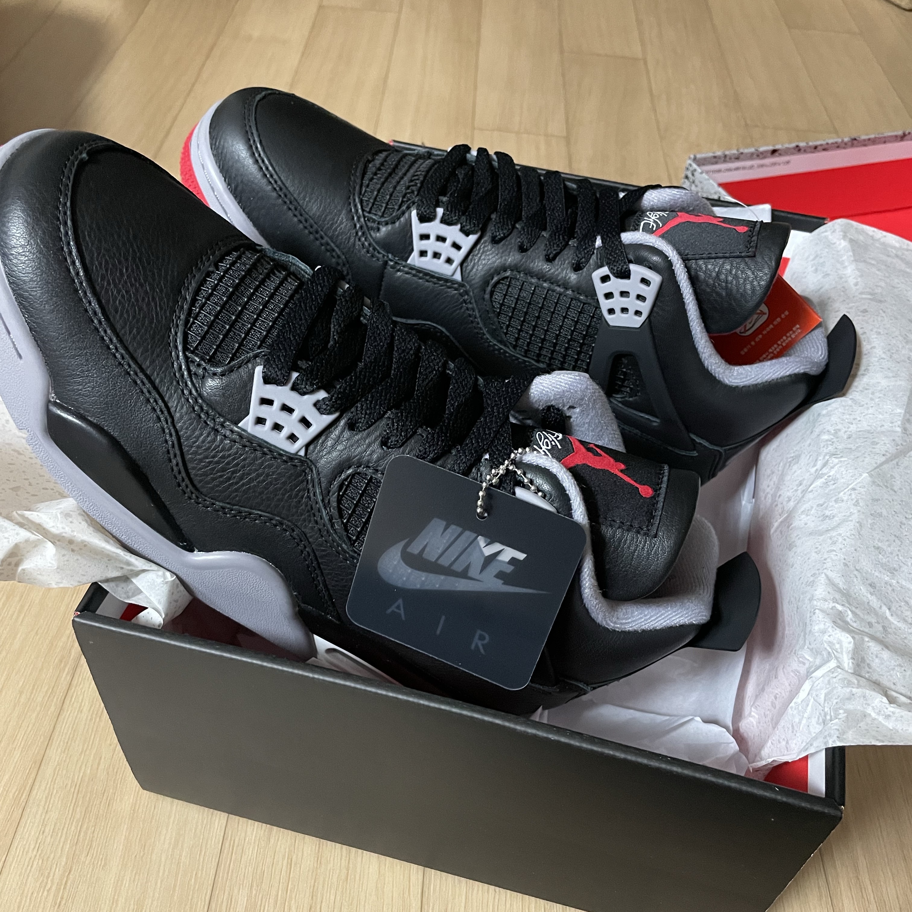 Jordan 4 Retro Bred Reimagined 착용 스타일