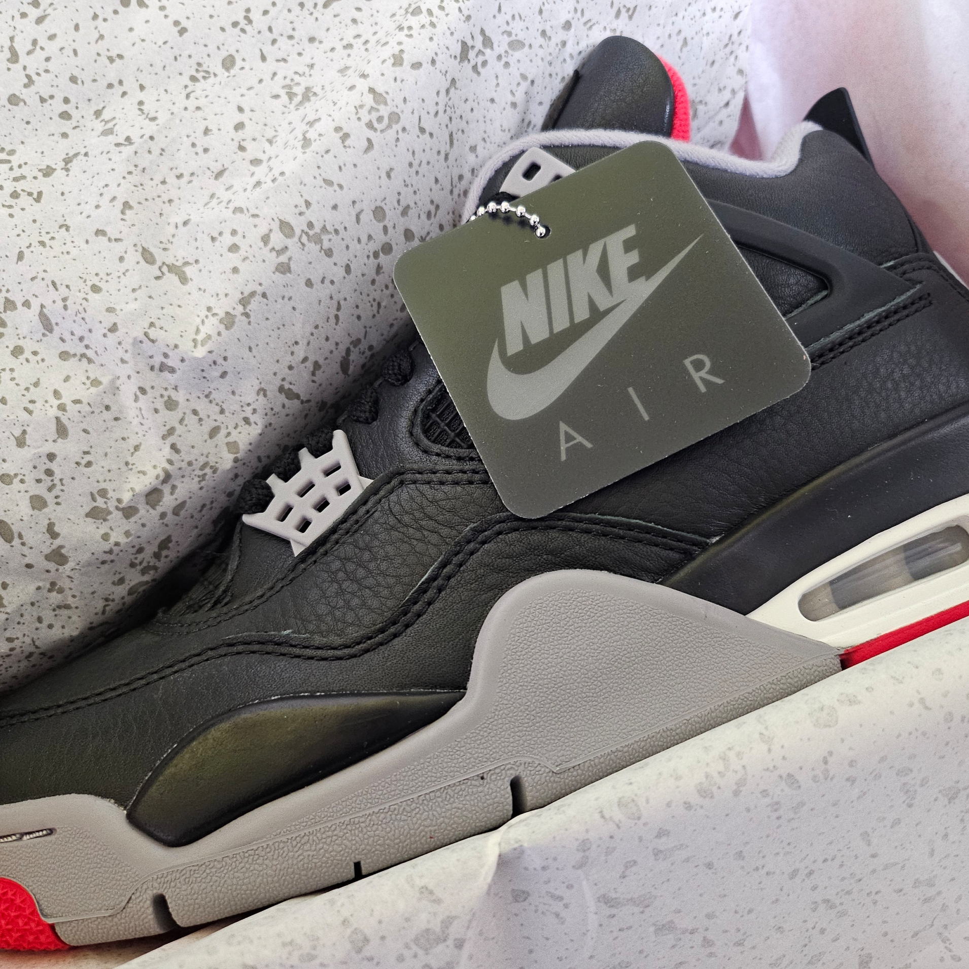 Jordan 4 Retro Bred Reimagined 착용 스타일