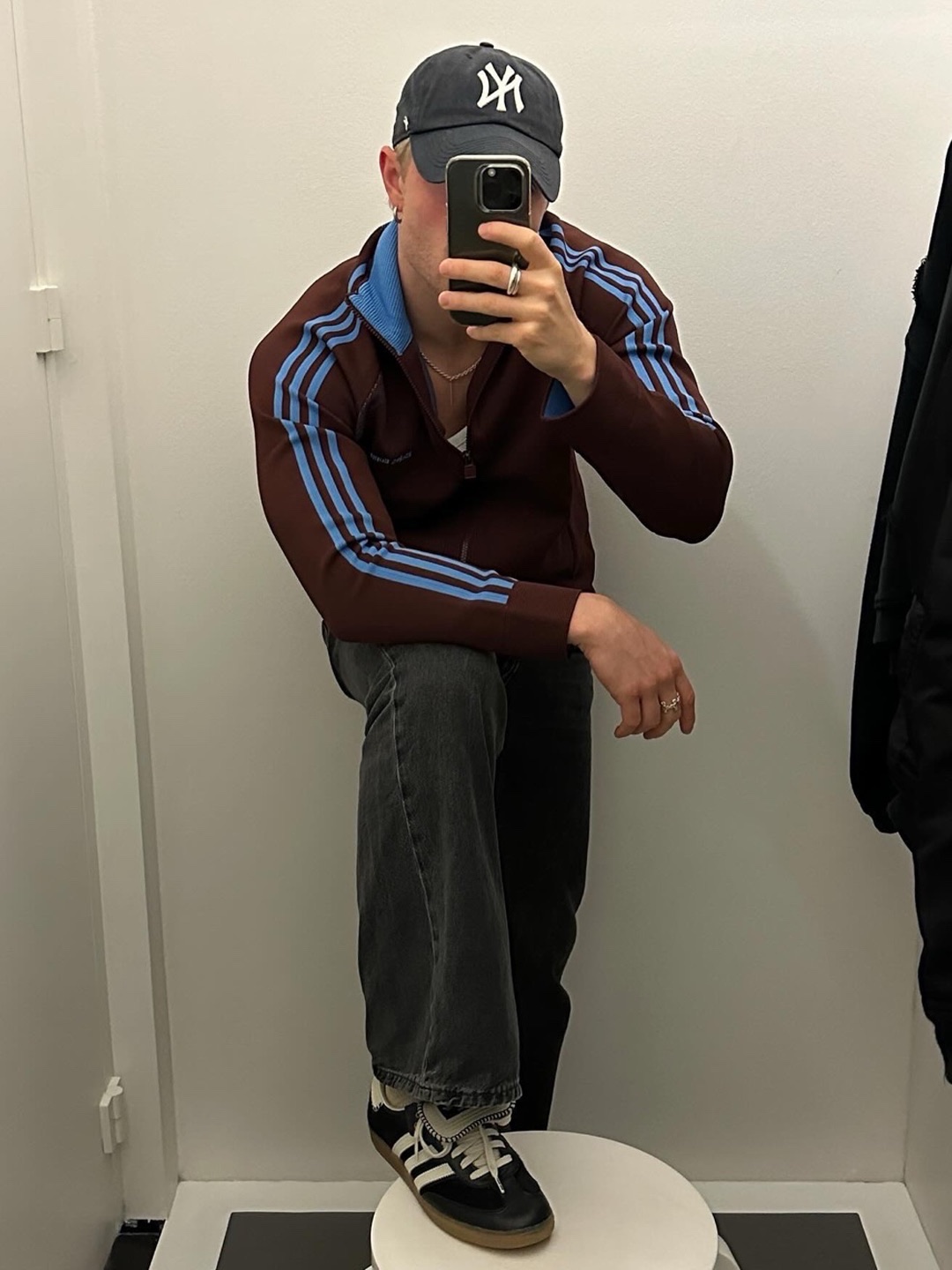 Adidas Adicolor Classic Beckenbauer Track Jacket Night Indigo - KR Sizing, Adidas Originals Beckenbauer Track Jacket Maroon - KR Sizing 착용 스타일 - 3
