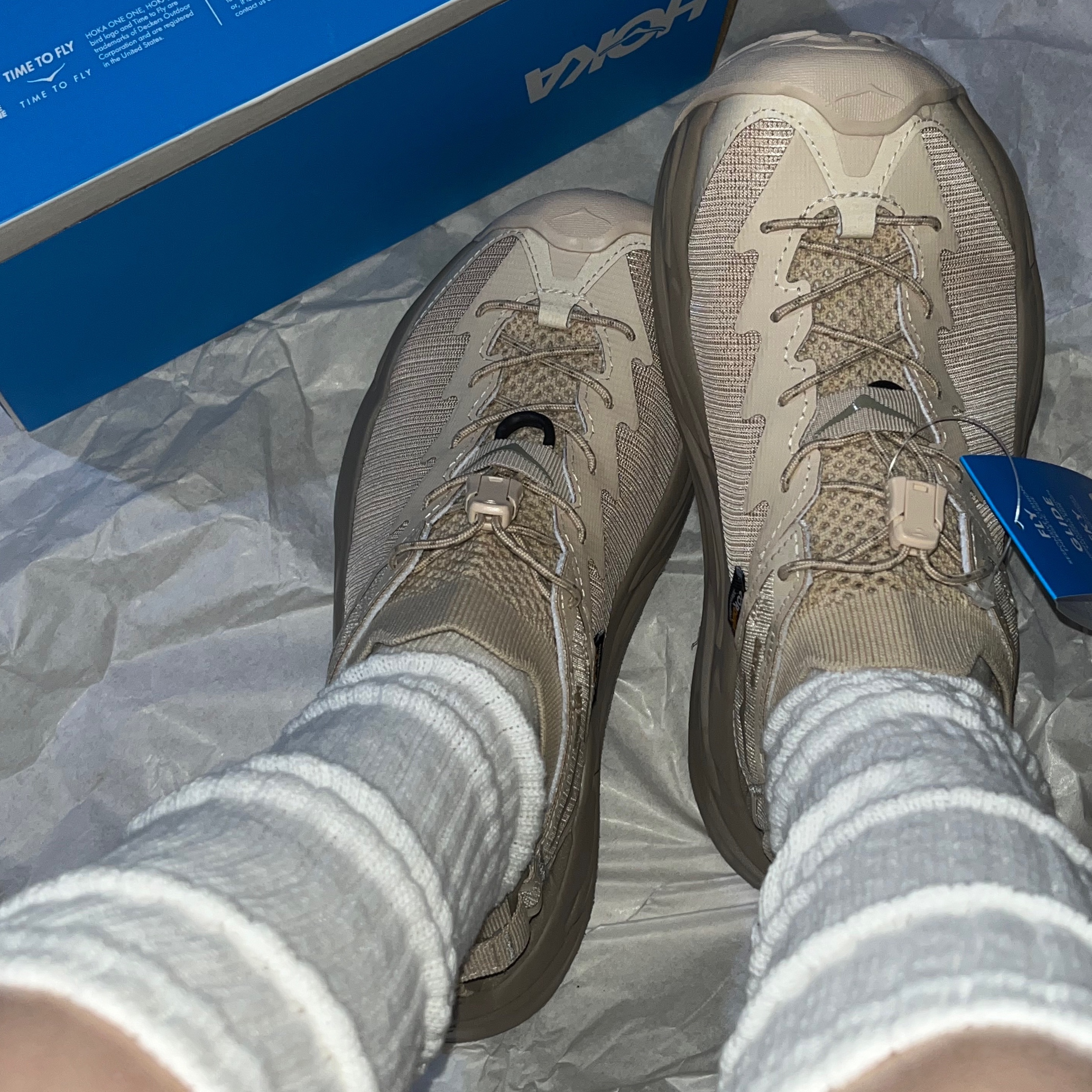 (W) Hoka Hopara 2 Shifting Sand 착용 스타일