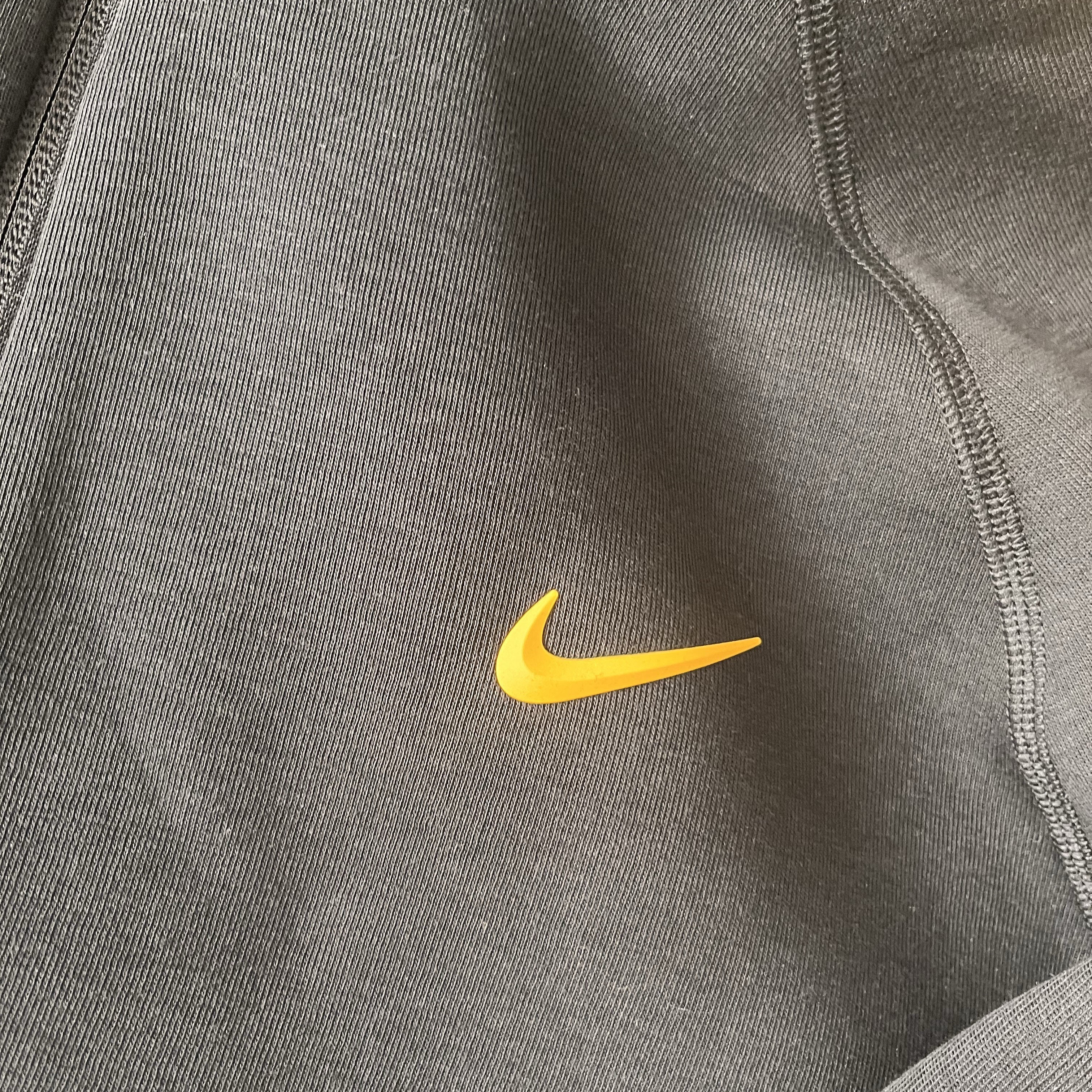 Nike x Drake Nocta Tech Fleece Hoodie Black (FD8453-010) 착용 스타일 - 3