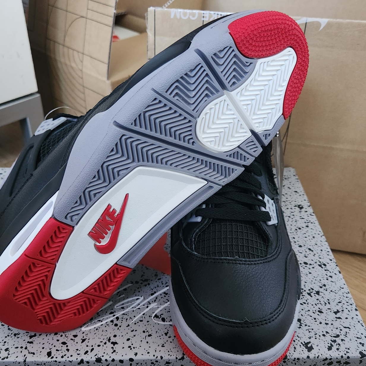 Jordan 4 Retro Bred Reimagined 착용 스타일 - 5