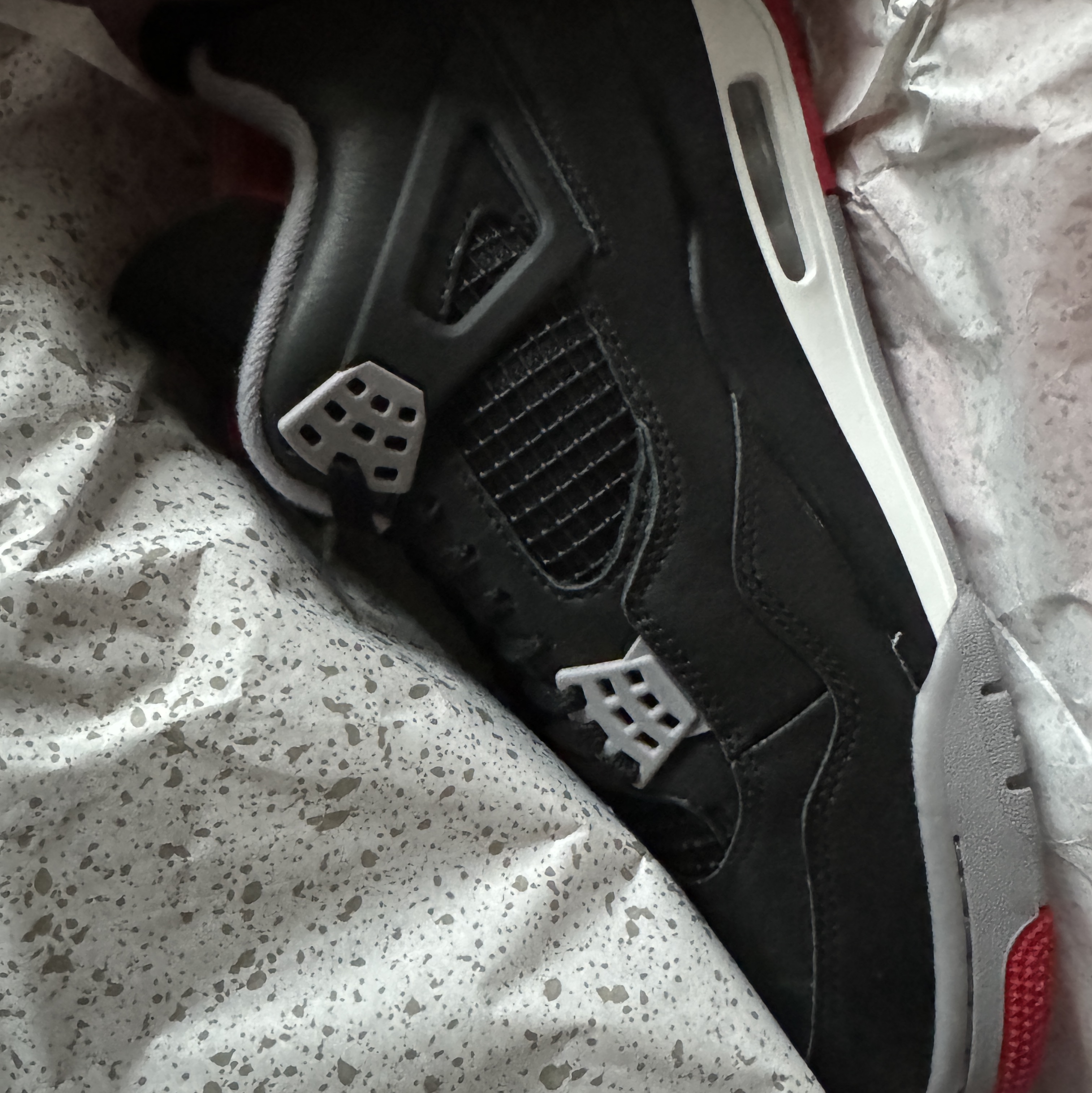 Jordan 4 Retro Bred Reimagined 착용 스타일