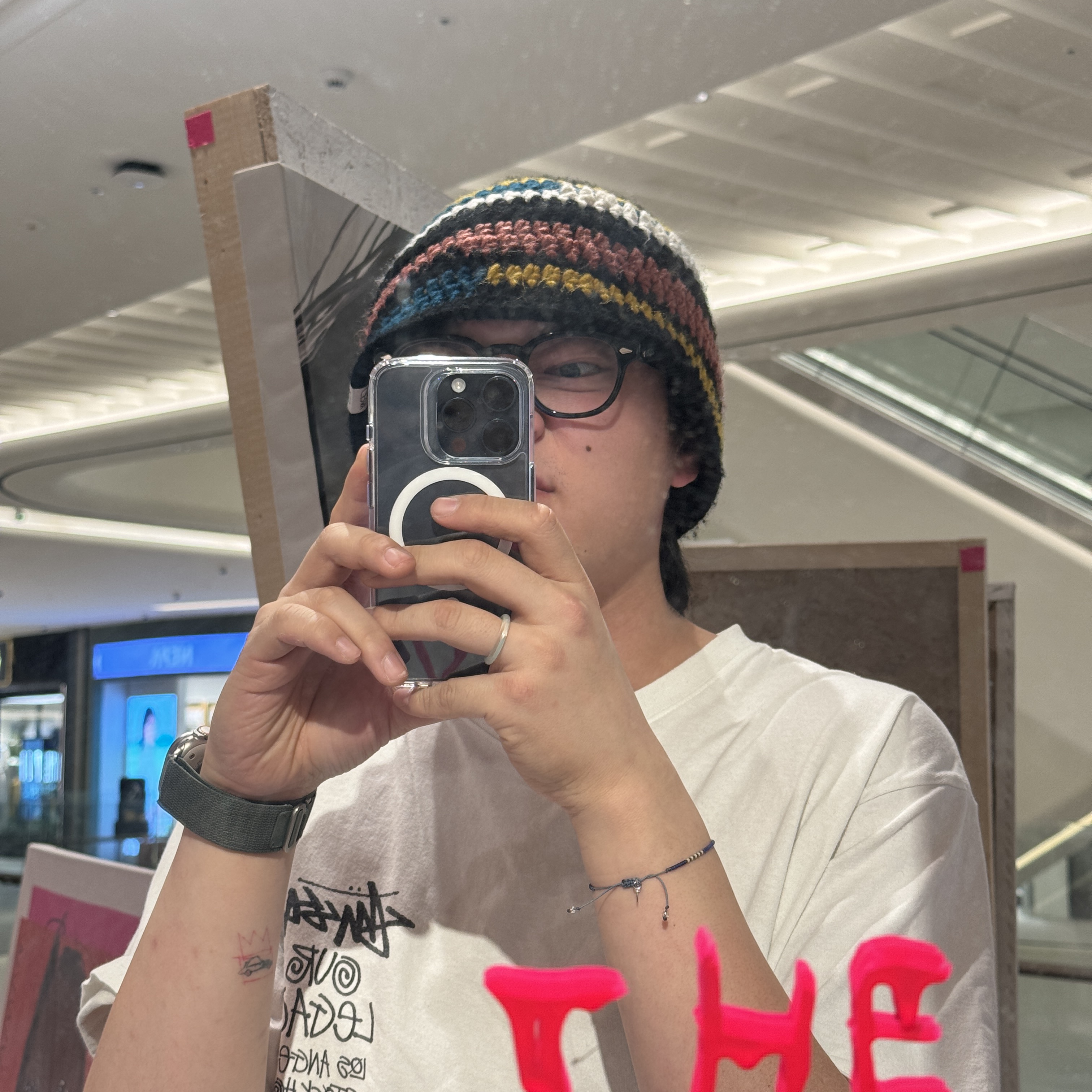 Stussy x Our Legacy Surfman Pig. Dyed T-Shirt Natural - 21FW, Apple Watch Ultra 2 49mm Titanium Case with S Alpine Loop Olive (Korean Ver.) 착용 스타일 - 1