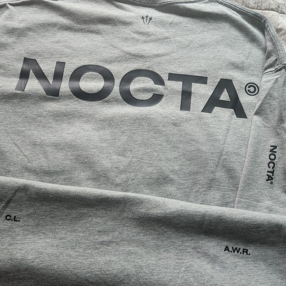 Nike x Drake Nocta Max 90 T-Shirt Dark Heather Grey (FN7663-063) 착용 스타일