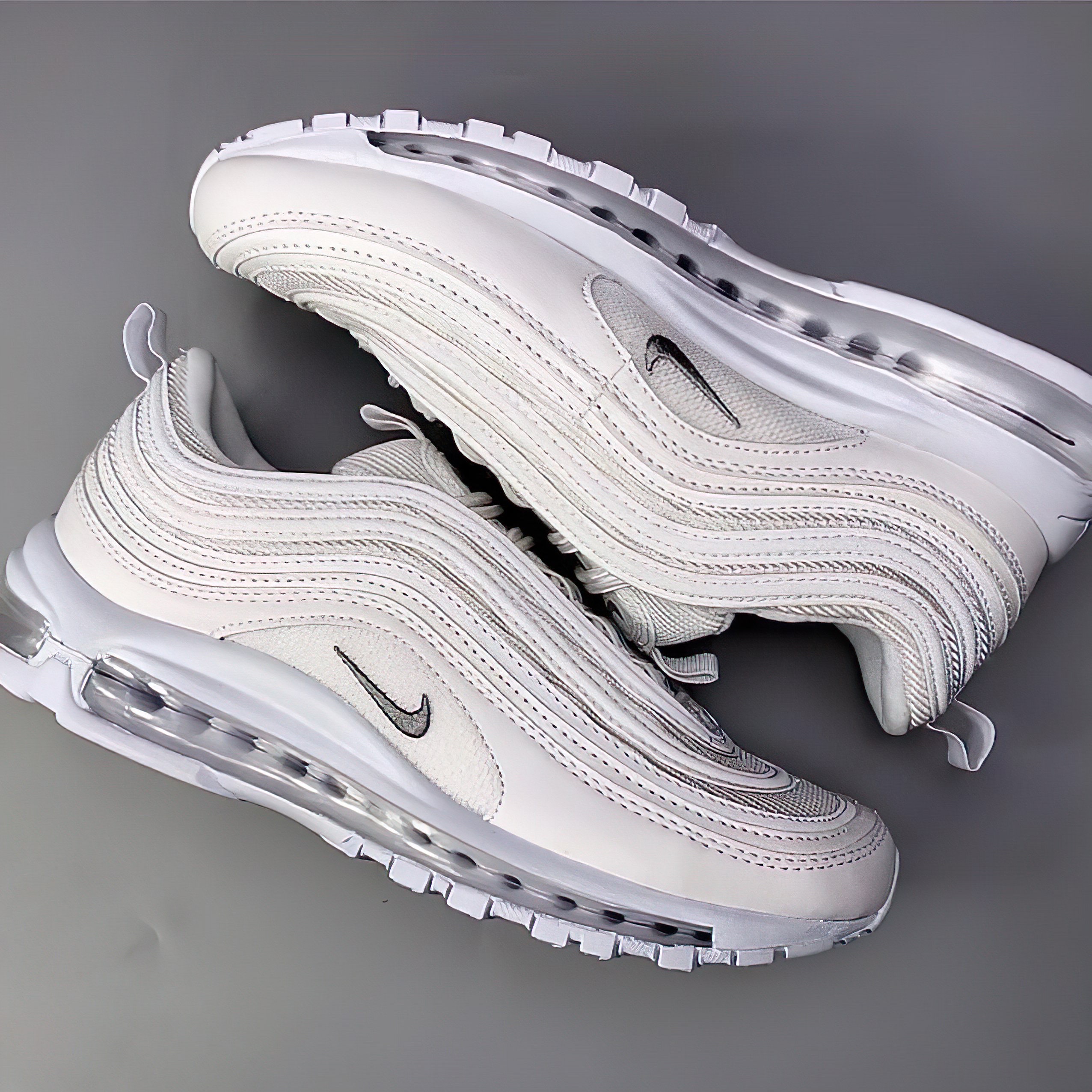 Nike Air Max 97 Triple White Wolf Grey 착용 스타일