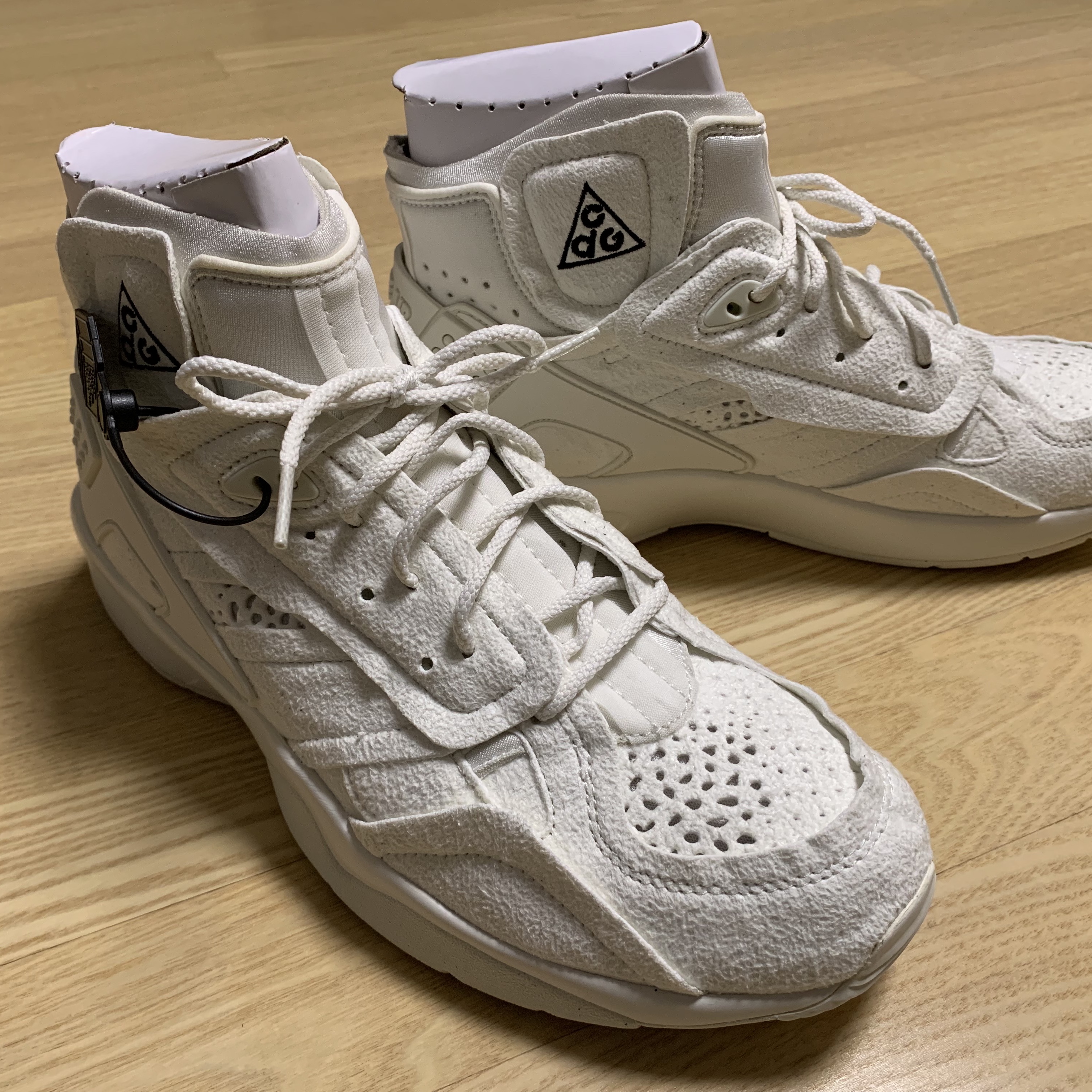 Nike x Comme des Garcons Homme Plus Air Mowabb Sail 착용 스타일