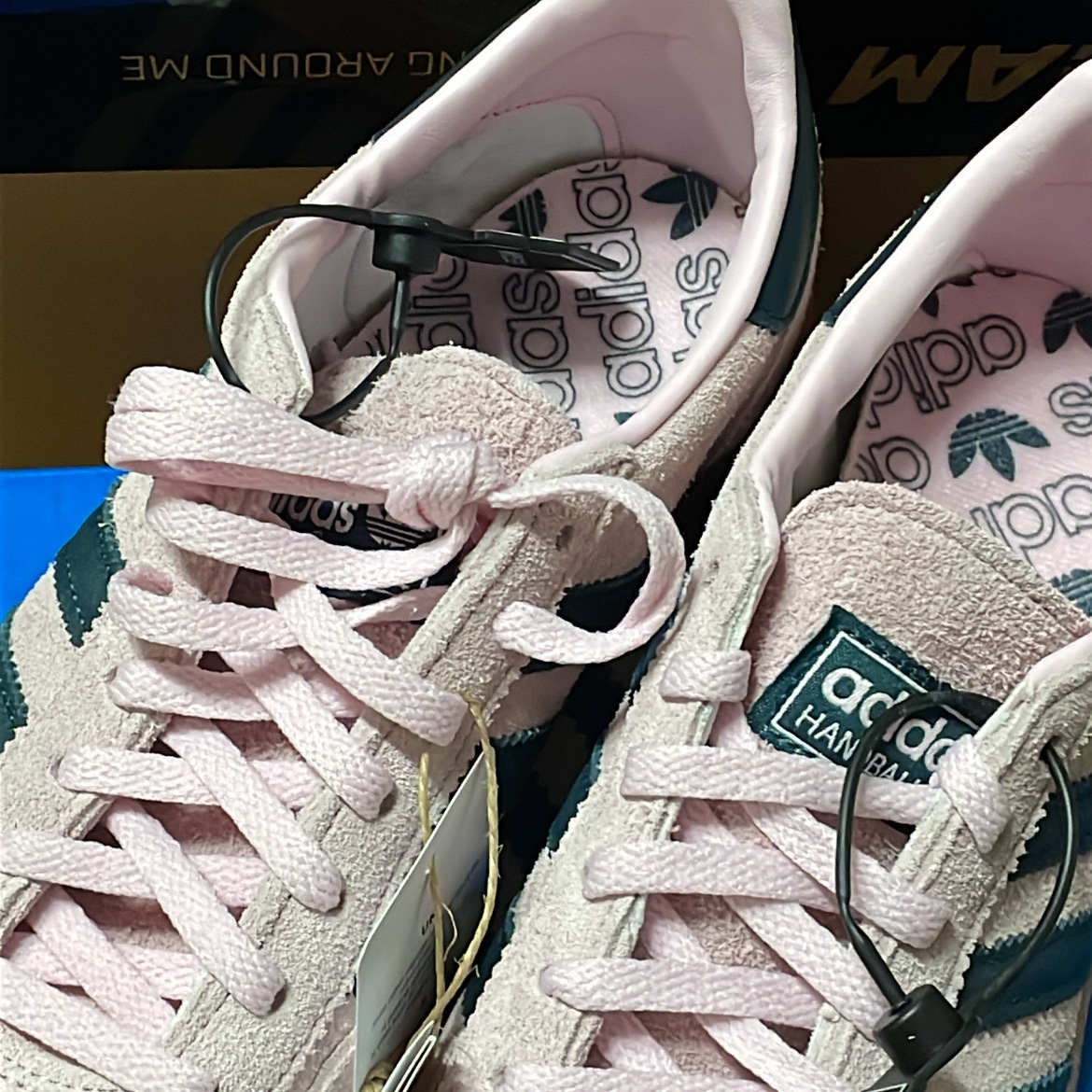 (W) Adidas Spezial Handball Clear Pink 착용 스타일