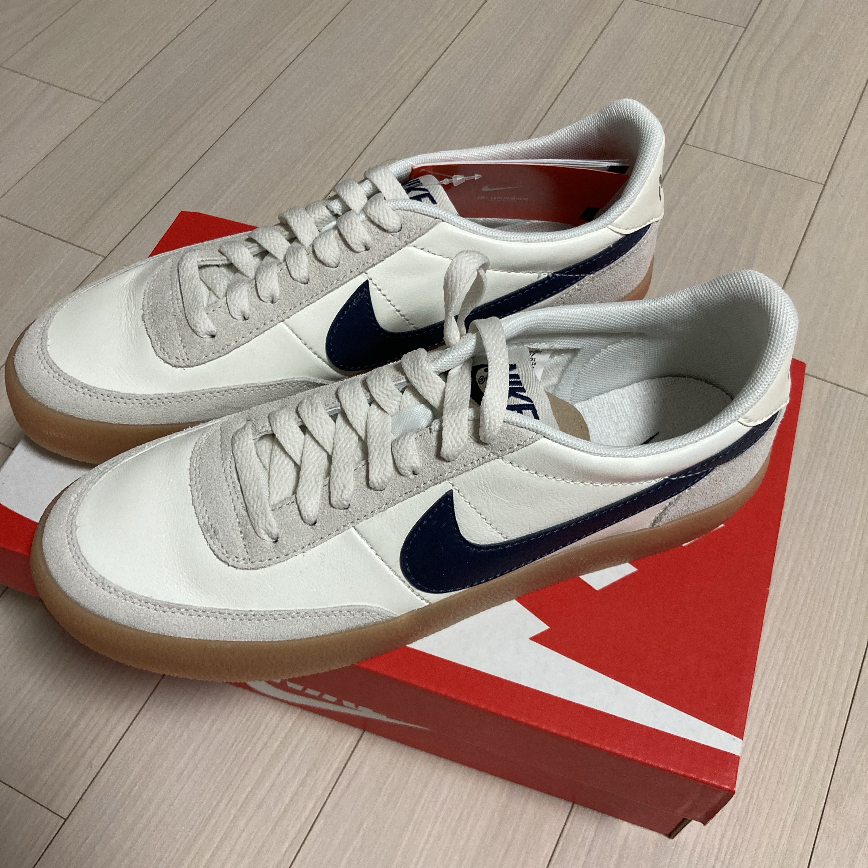 Nike x J.Crew Killshot 2 Sail Midnight Navy 착용 스타일