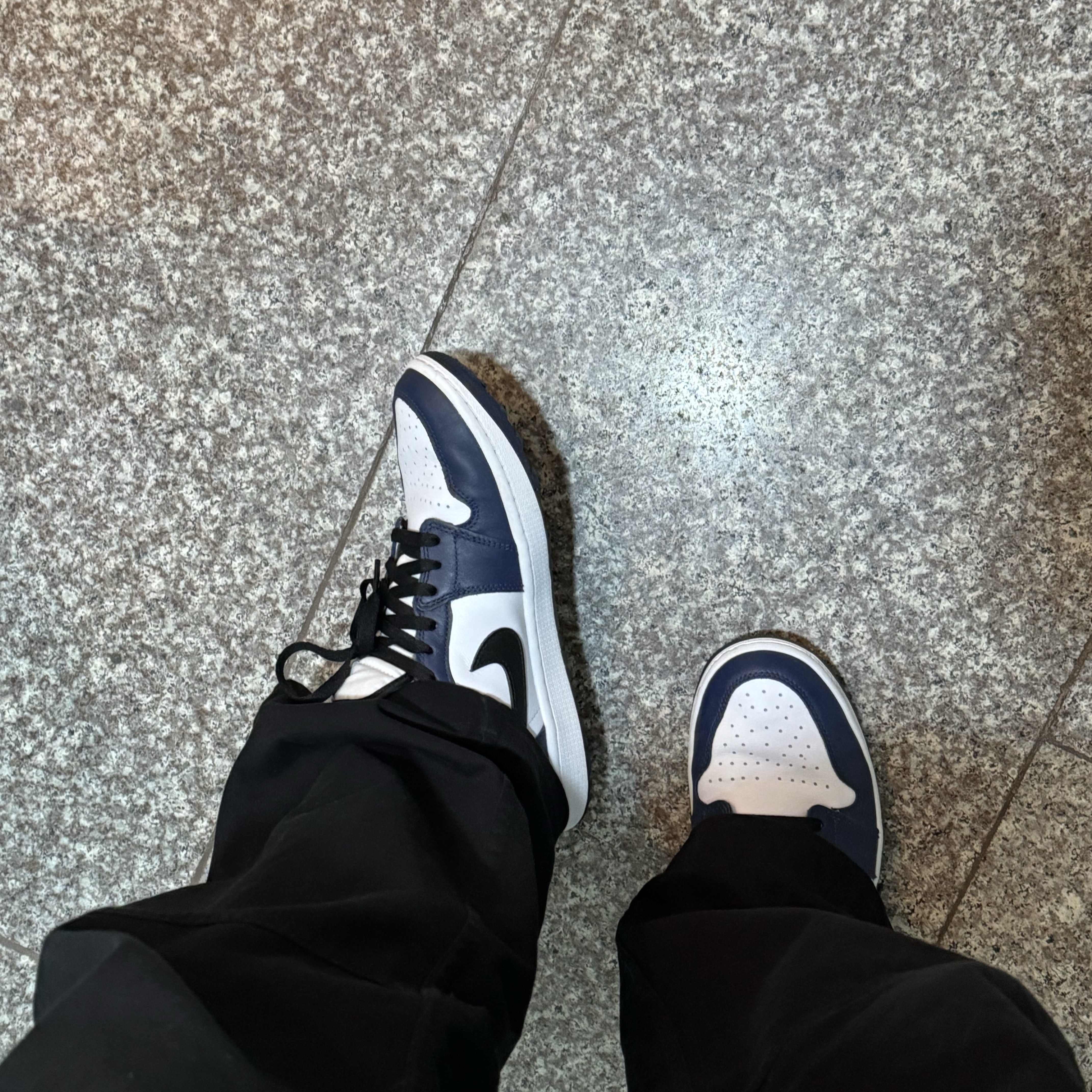 Jordan 1 Low Golf Midnight Navy 착용 스타일