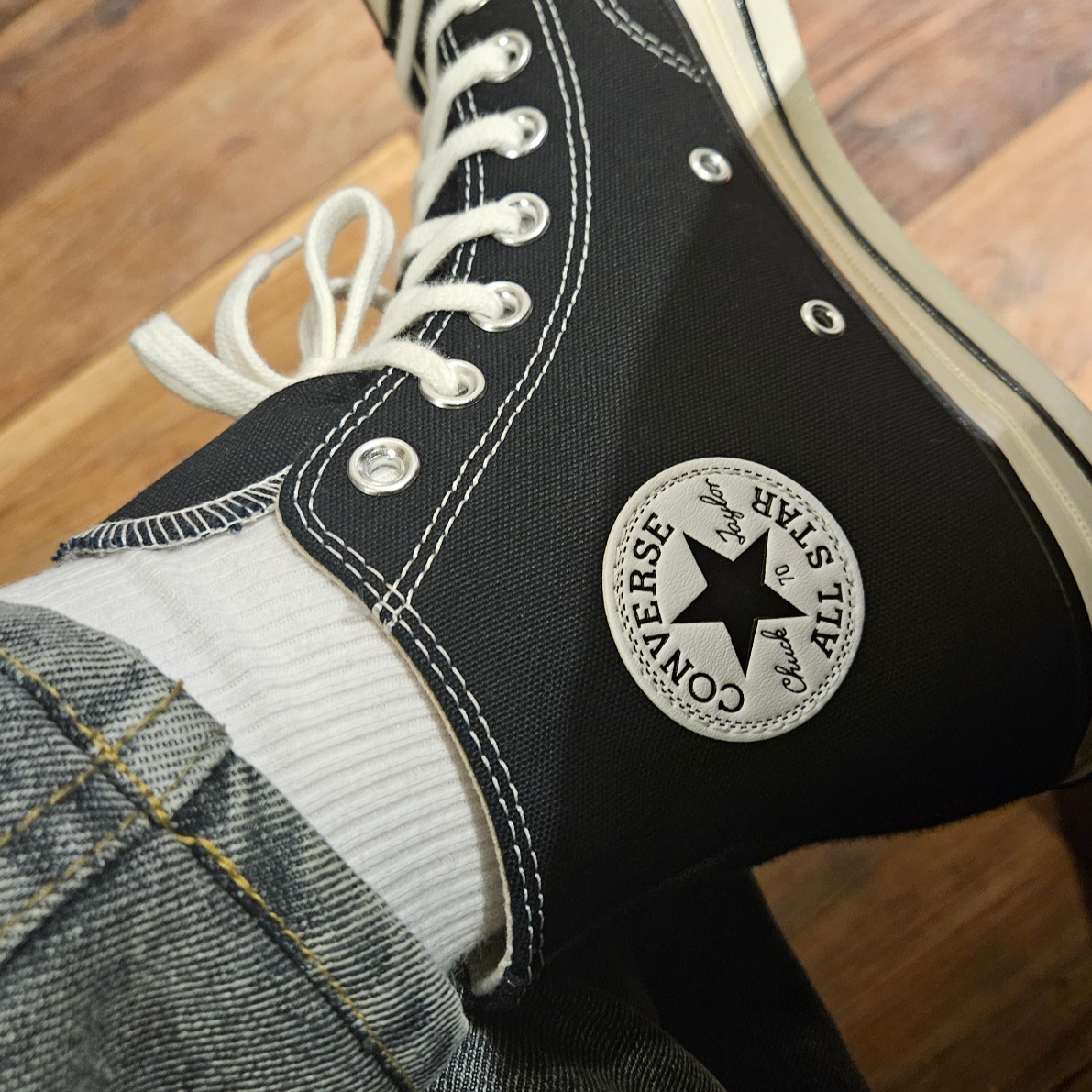 Converse Chuck 70 Hi Black 착용 스타일 - 2