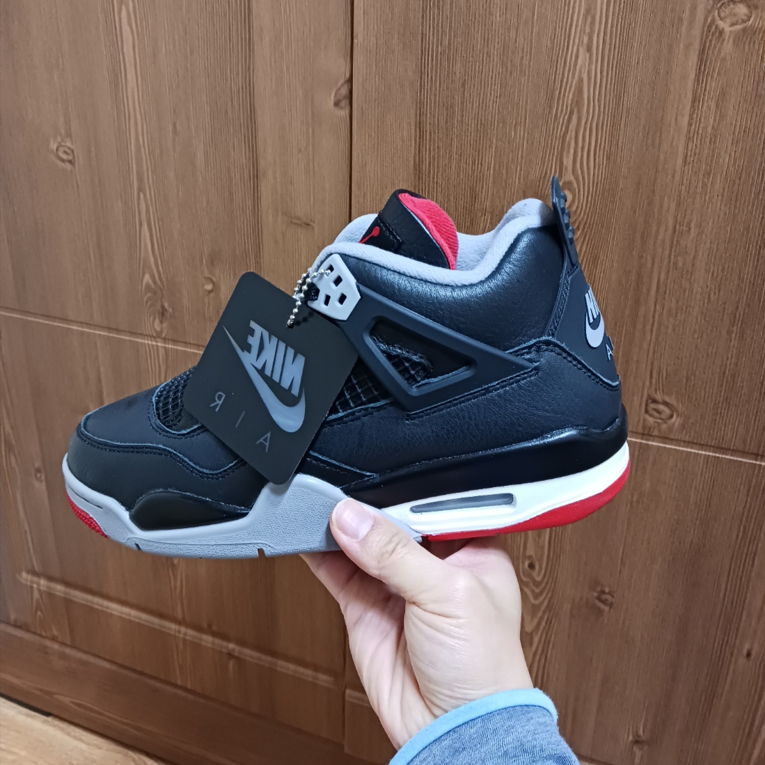 (GS) Jordan 4 Retro Bred Reimagined 착용 스타일 - 2