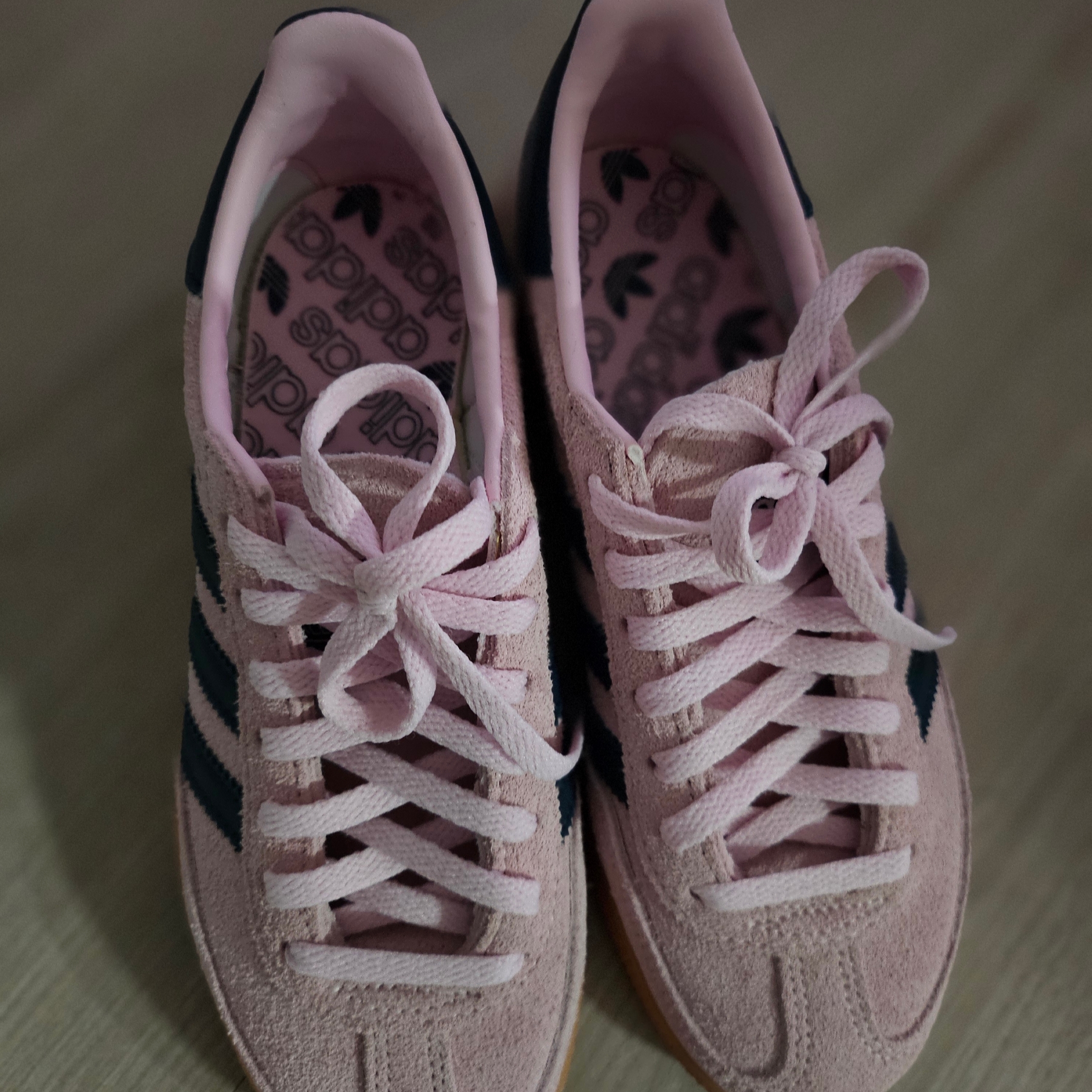 (W) Adidas Spezial Handball Clear Pink 착용 스타일