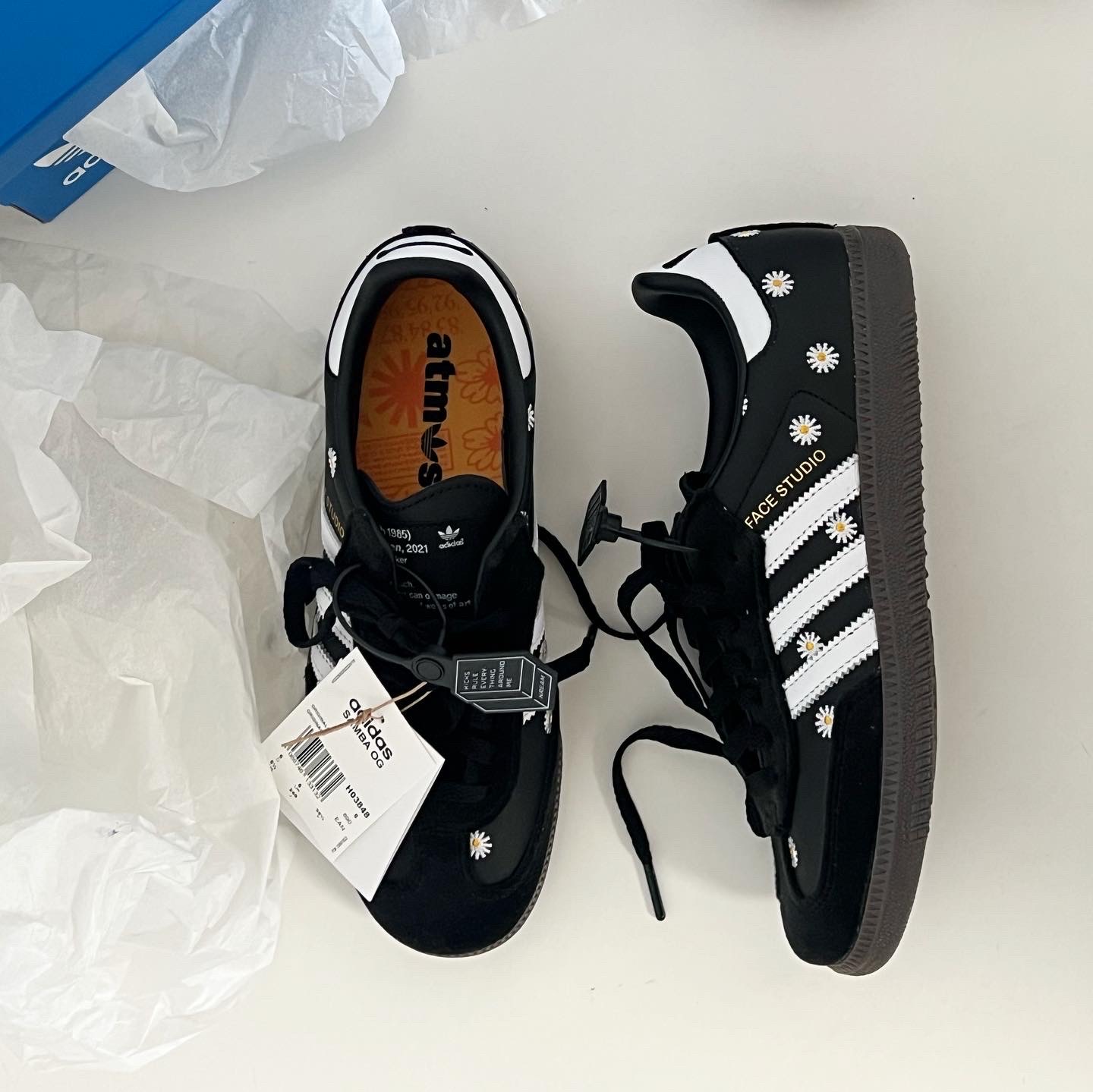 Adidas x Atmos x Face Samba OG Core Black 착용 스타일