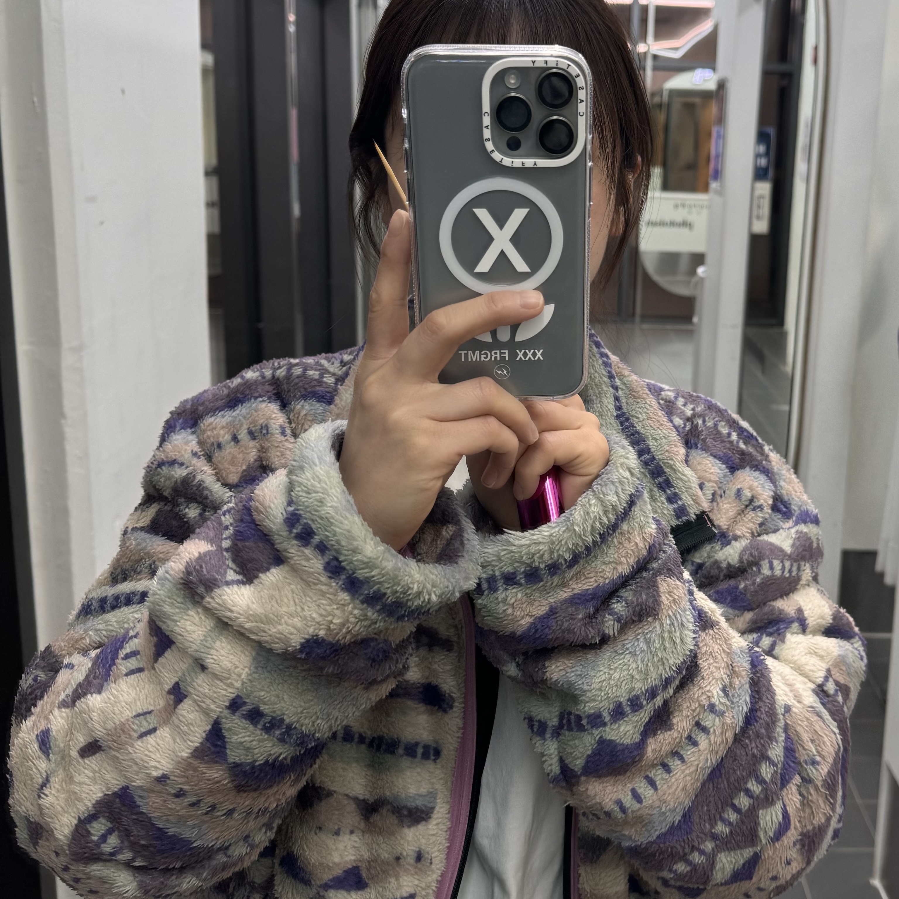 Kapital Ashland Stripe & Bone Fleece Zip Blouson Purple, Casetify x Fragment x God Selection XXX Flower White iphone Magsafe Case Clear White Camera Ring 착용 스타일