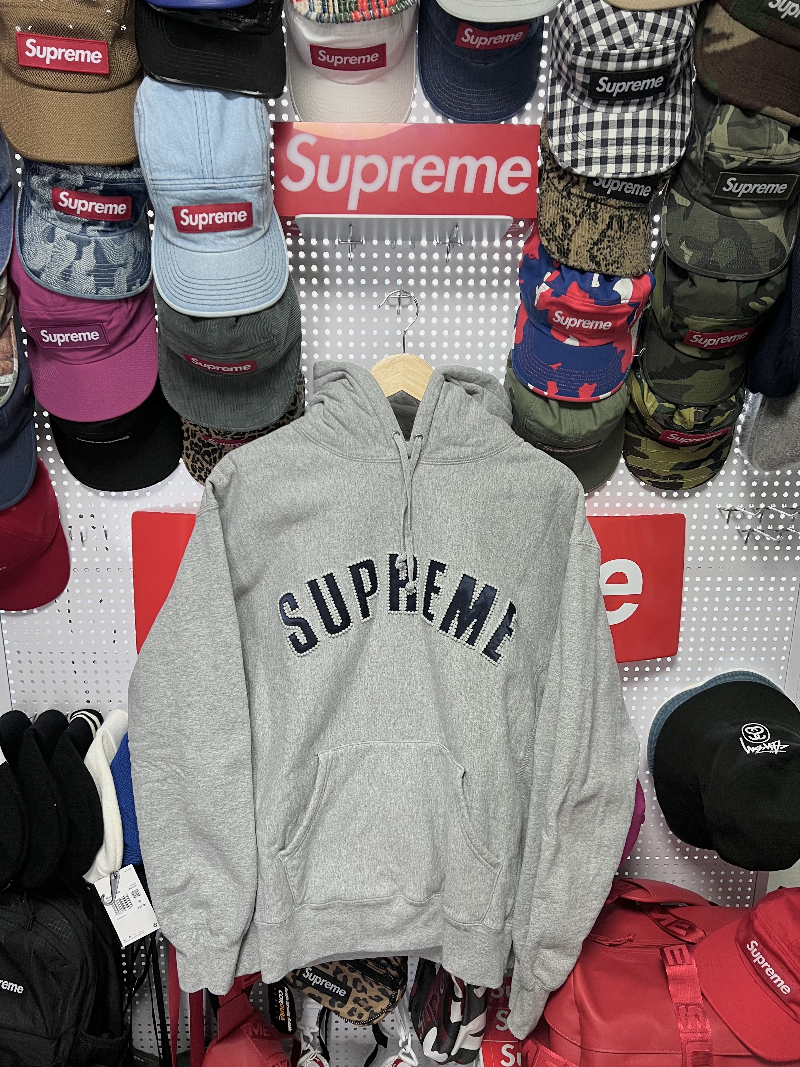 Supreme Pearl Logo Hooded Sweatshirt Heather Grey - 21FW 착용 스타일