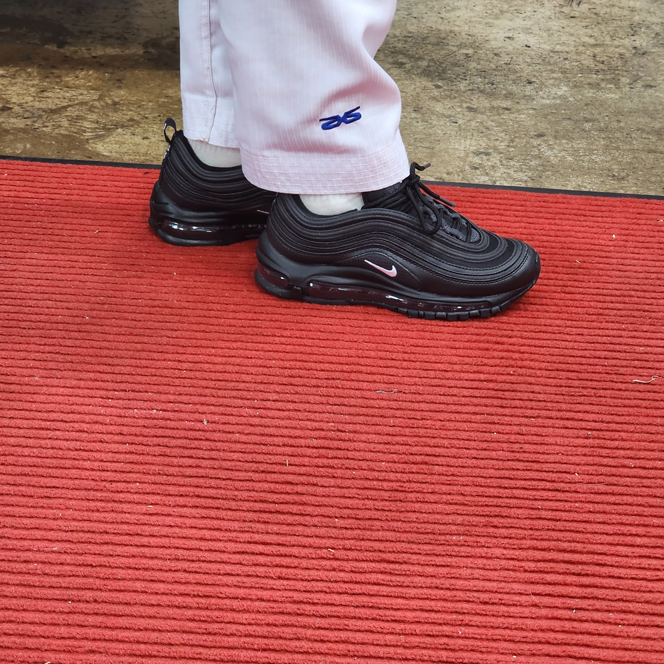(GS) Nike Air Max 97 Black 착용 스타일 - 1
