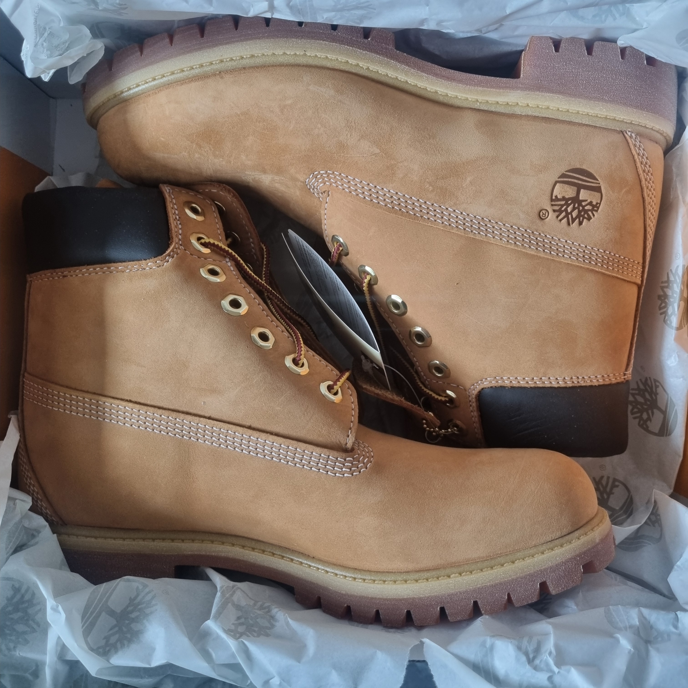 Timberland Premium 6 inch Waterproof Boot Wheat Nubuck - Wide 착용 스타일