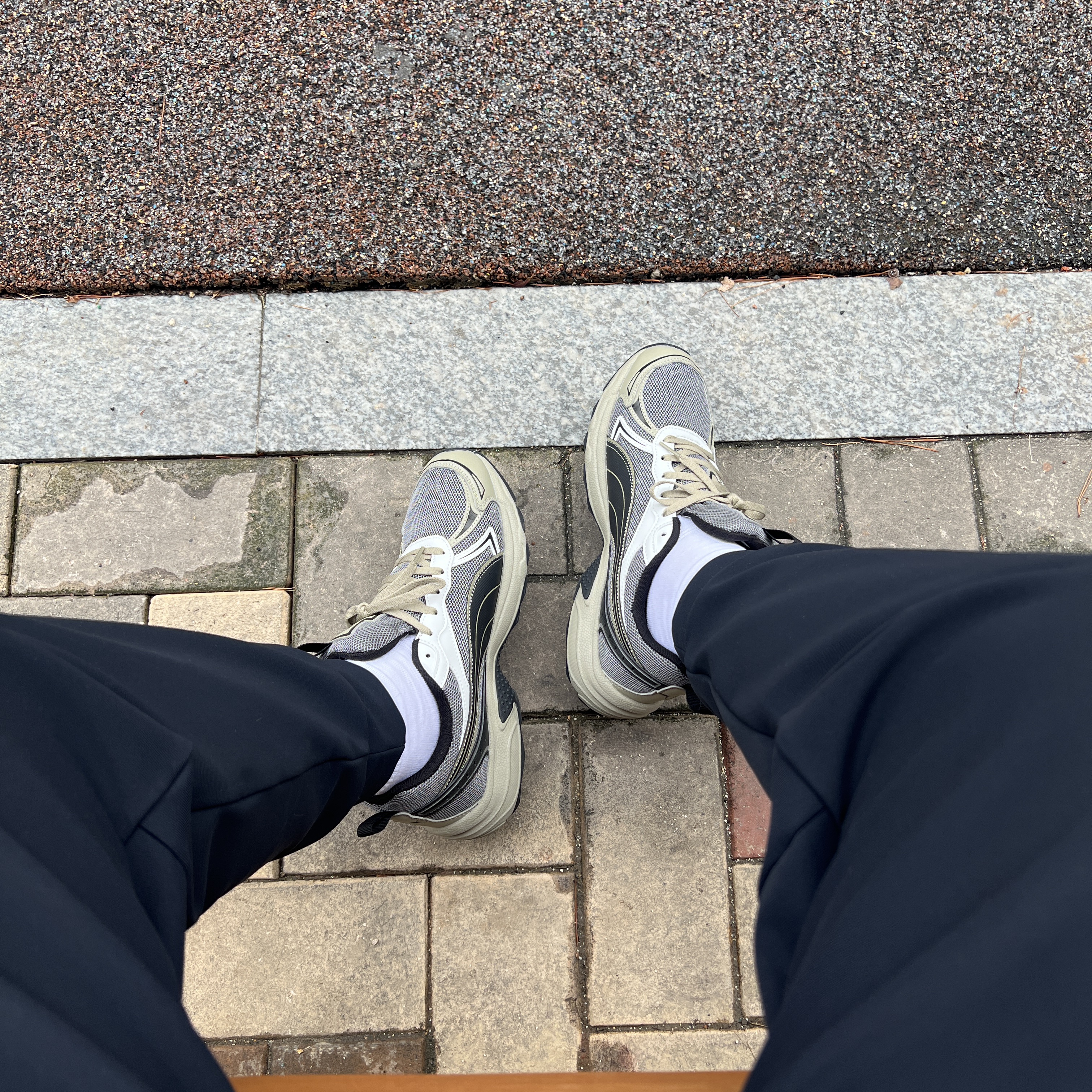 Puma Milenio TR Cast Iron Birch Tree 착용 스타일