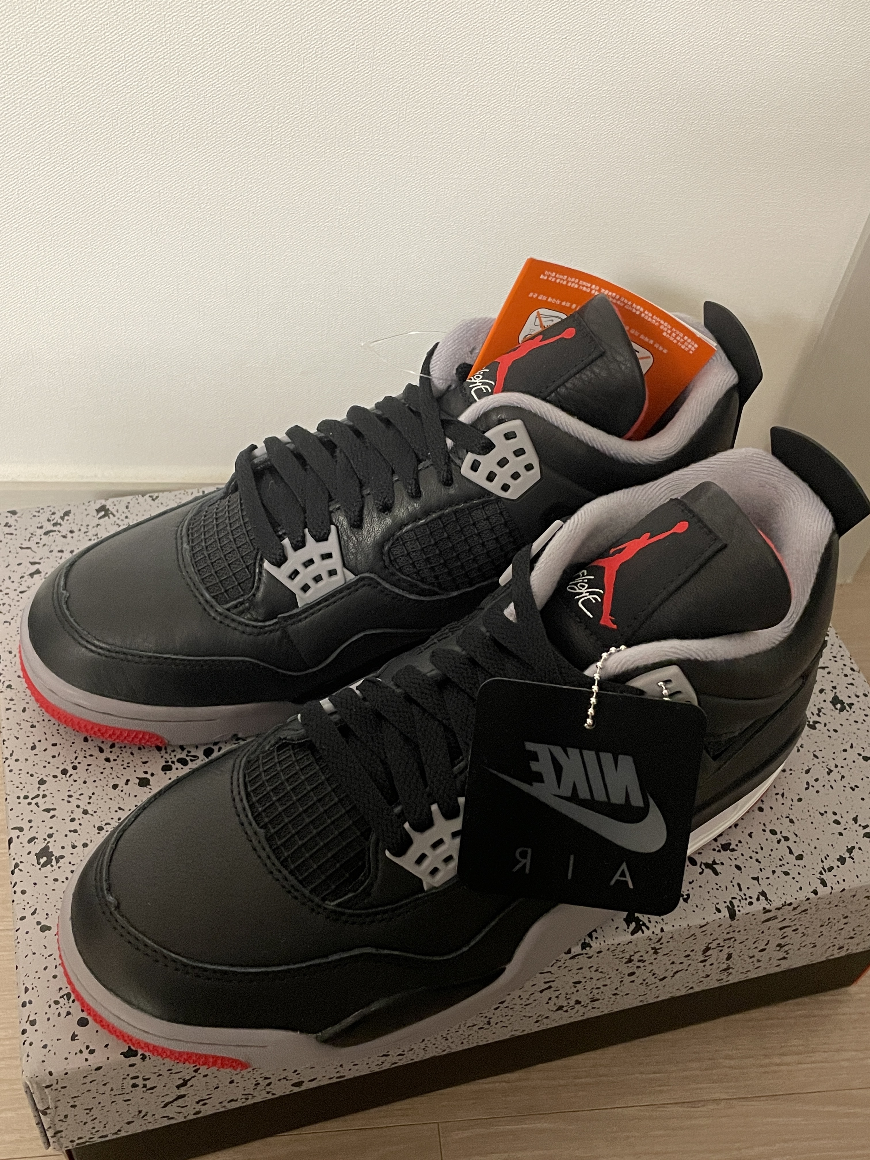 Jordan 4 Retro Bred Reimagined 착용 스타일 - 2