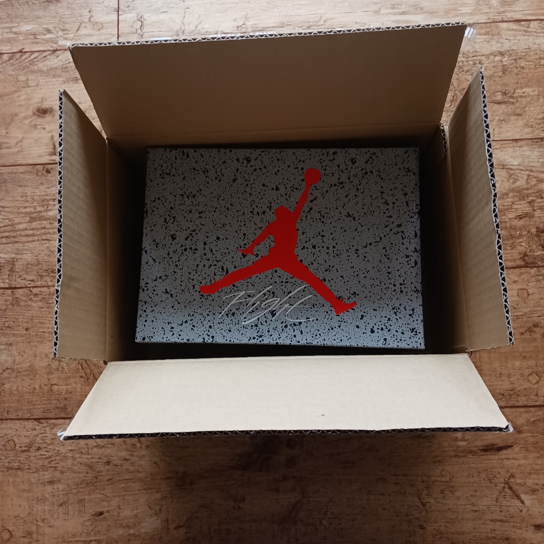 (GS) Jordan 4 Retro Bred Reimagined 착용 스타일 - 1