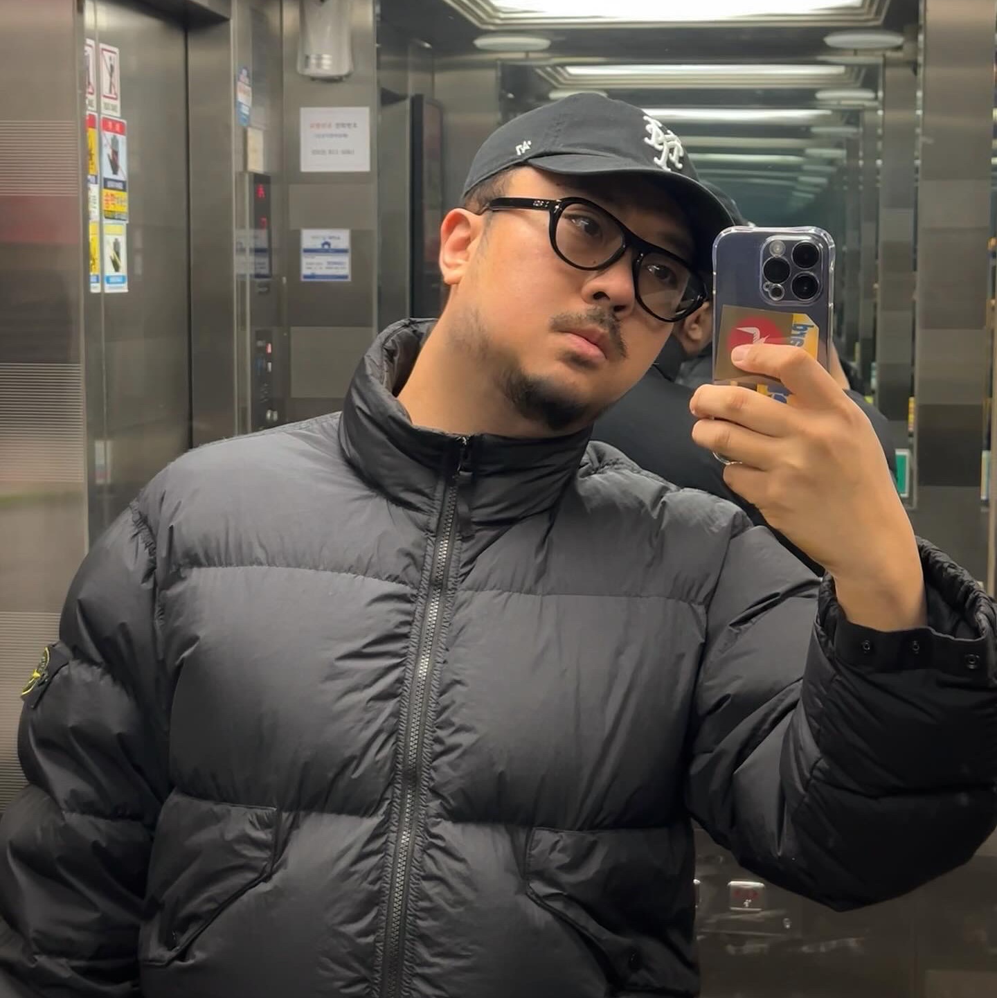 Gentle Monster Oaa 01 Black, Stone Island 40623 Garment Dyed Crinkle Reps Recycled Nylon Down Jacket Black - 23FW 착용 스타일 - 1