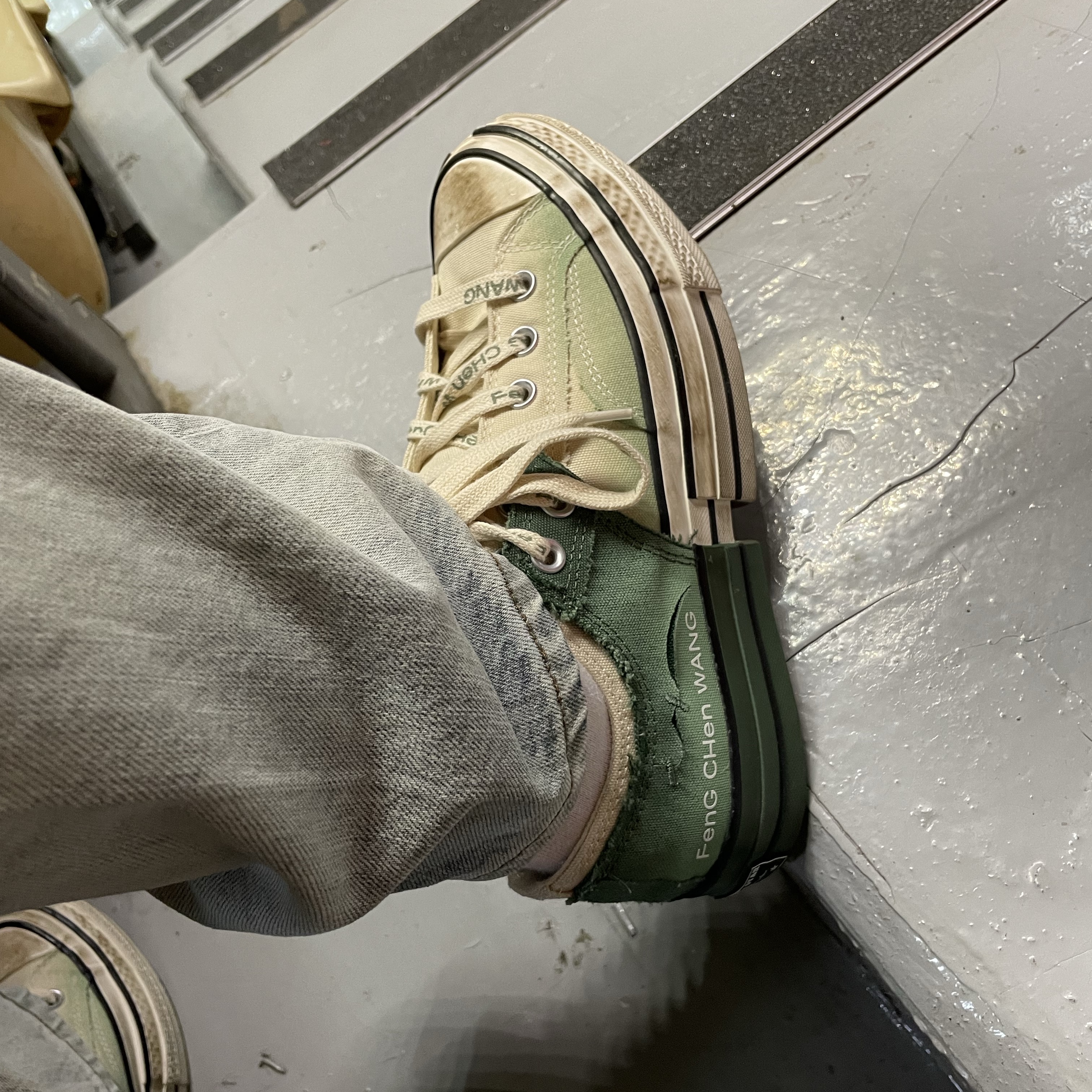 Converse x Feng Chen Wang Chuck 70 Ox 2-in-1 Myrtle 착용 스타일