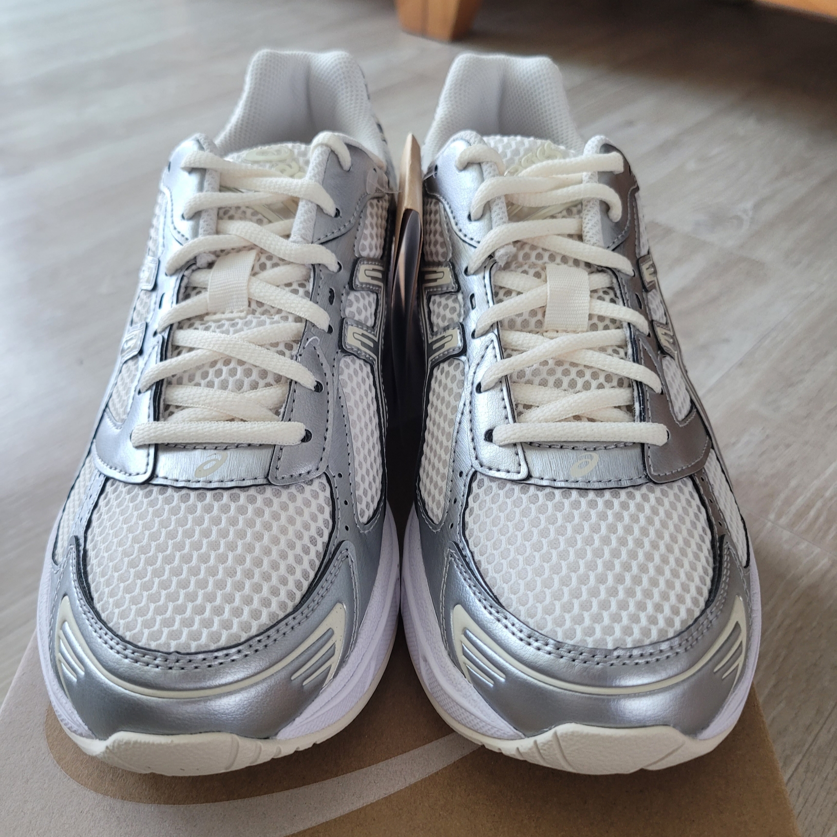 (W) Asics Gel-1130 Cream Pure Silver 착용 스타일 - 2