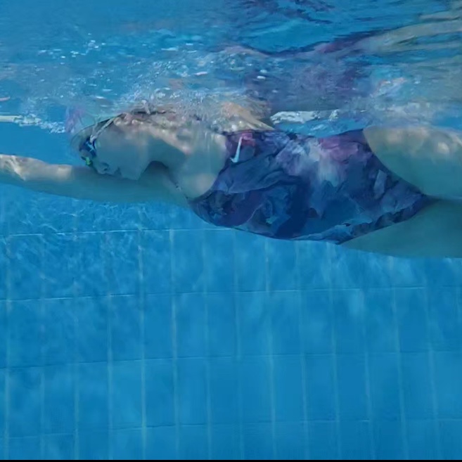 (W) Nike Swim Victorious Lace Up Tie Back Swimsuit Light Bordeaux 착용 스타일