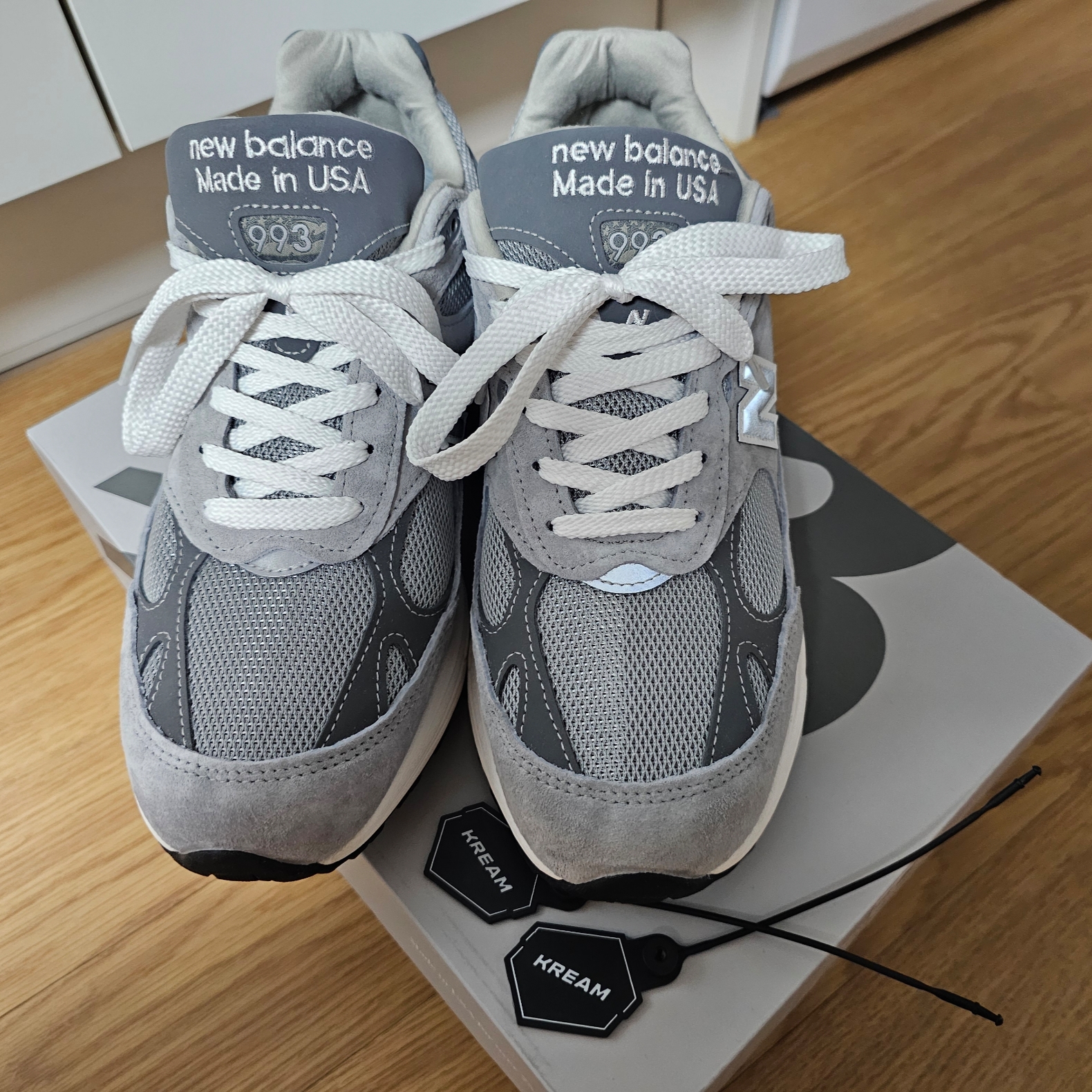 New Balance 993 Made in USA Grey - D Standard 착용 스타일 - 1