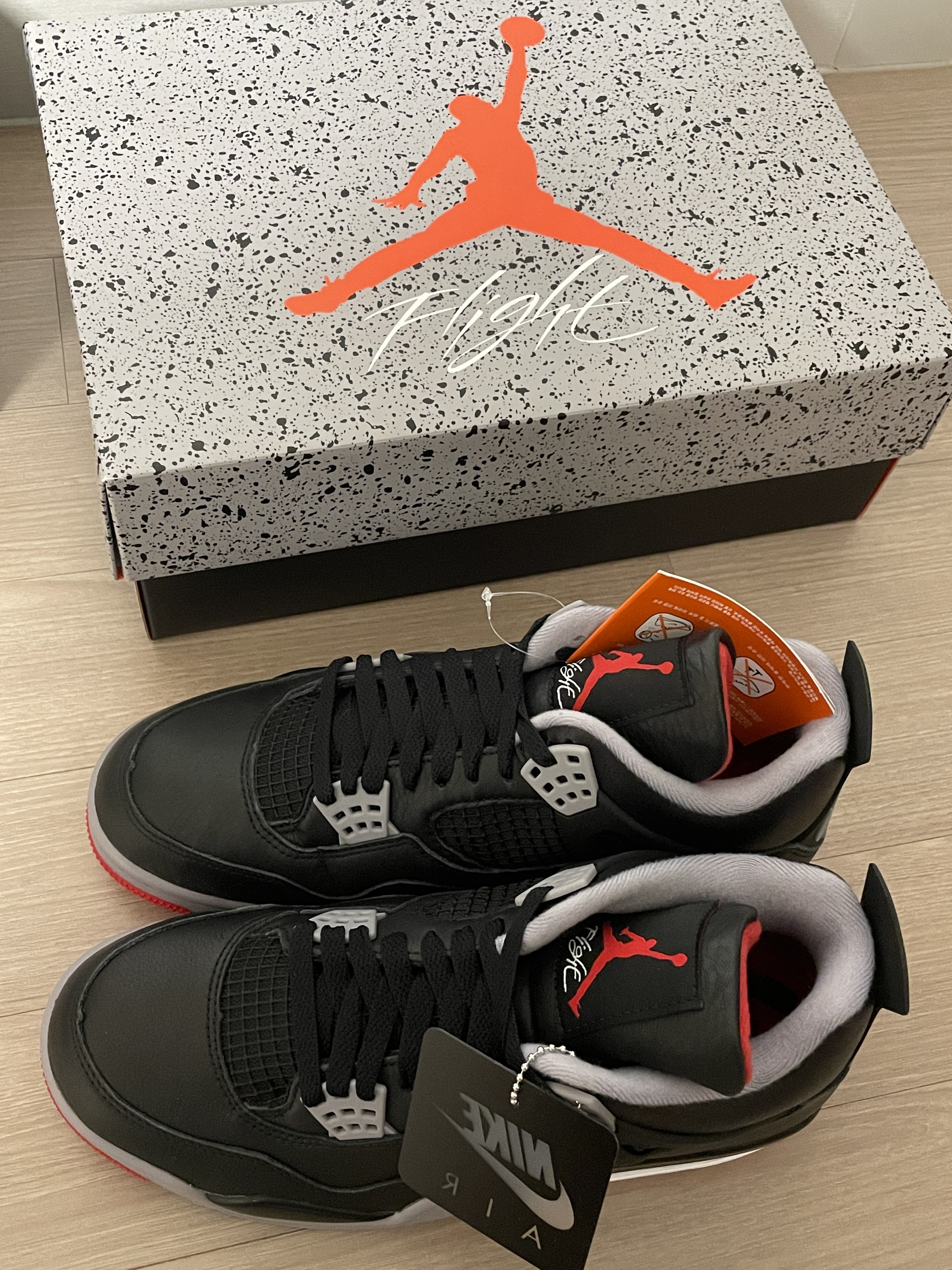 Jordan 4 Retro Bred Reimagined 착용 스타일 - 1