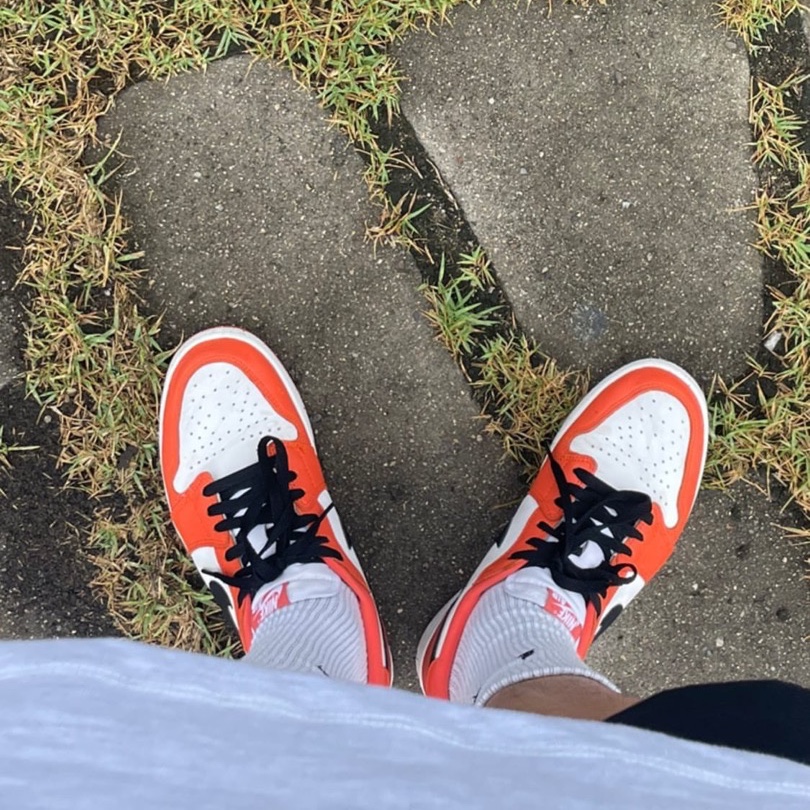 Jordan 1 Low OG Starfish 착용 스타일