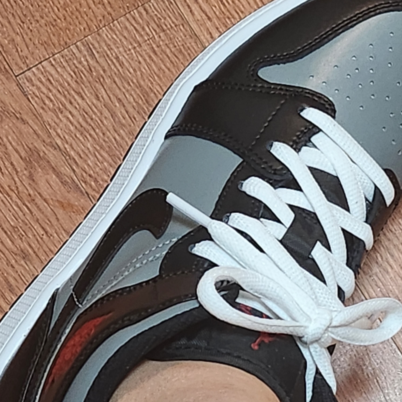 (GS) Jordan 1 Mid Shadow 착용 스타일 - 1