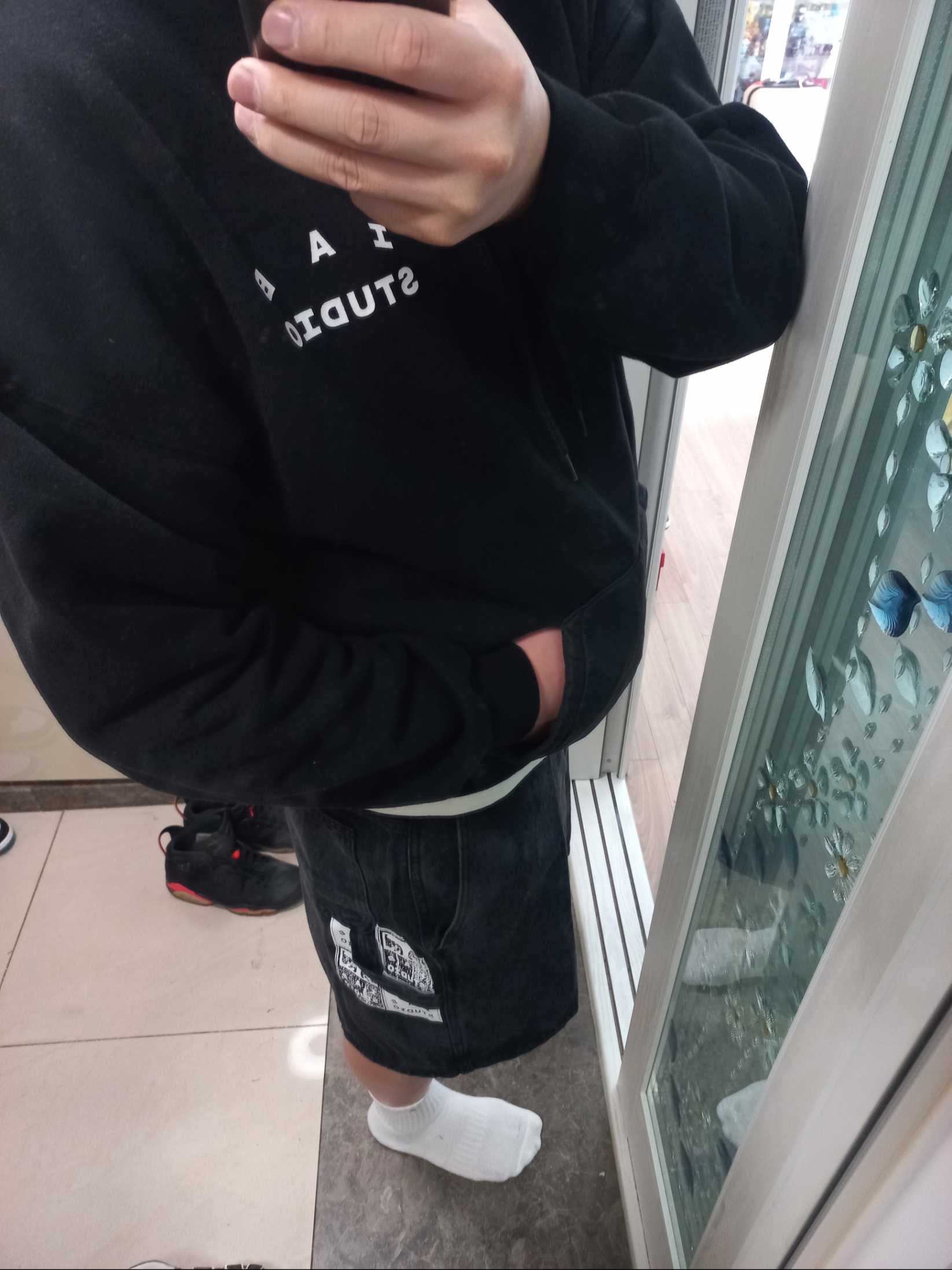 IAB Studio x Obey Poster Carpenter Denim Shorts Dusty Black, IAB Studio Woven Hoodie Black 착용 스타일