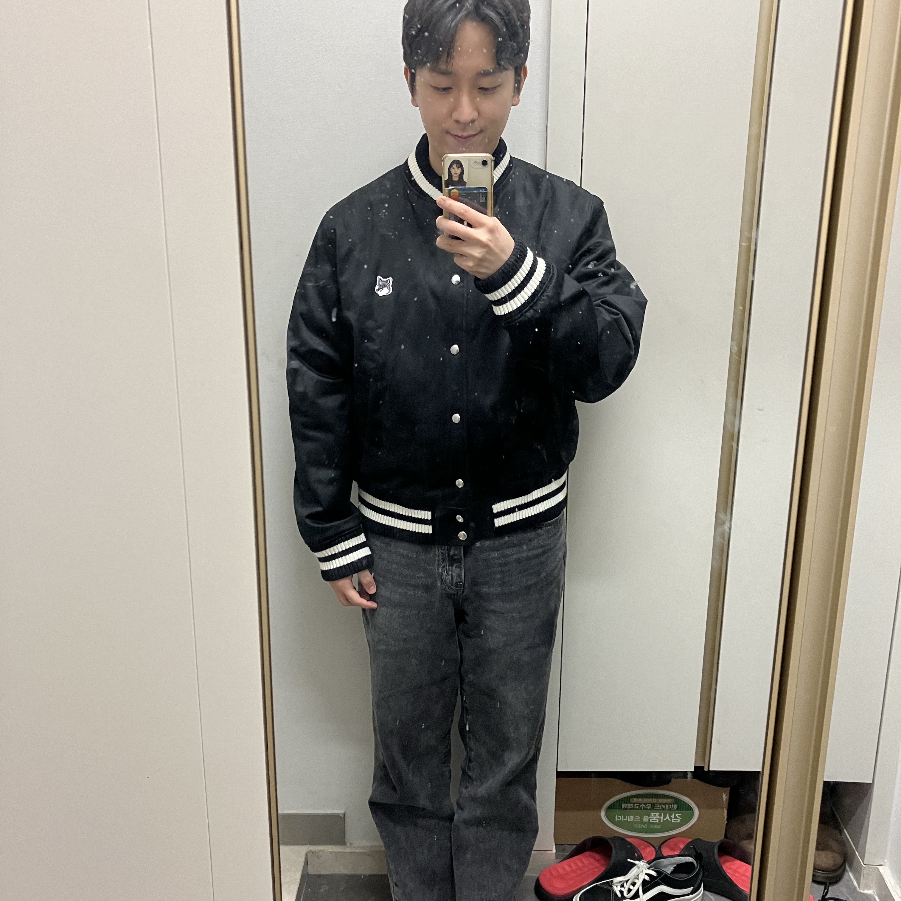 Maison Kitsune Cotton Satin Teddy Blouson Black 착용 스타일