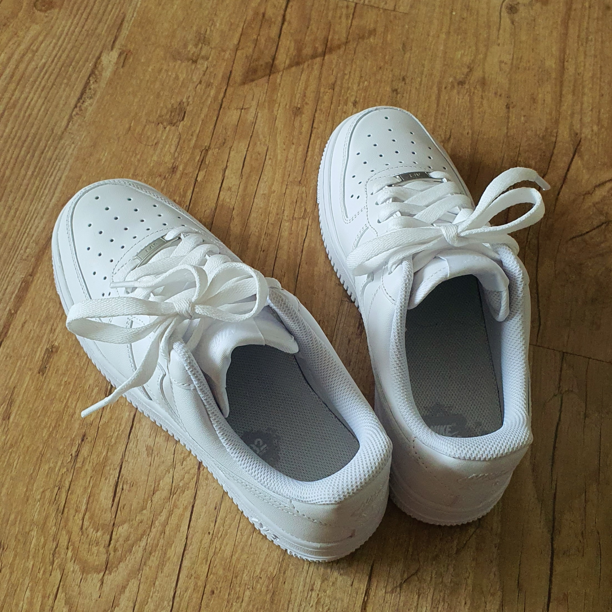 (W) Nike Air Force 1 '07 Low White 착용 스타일 - 2