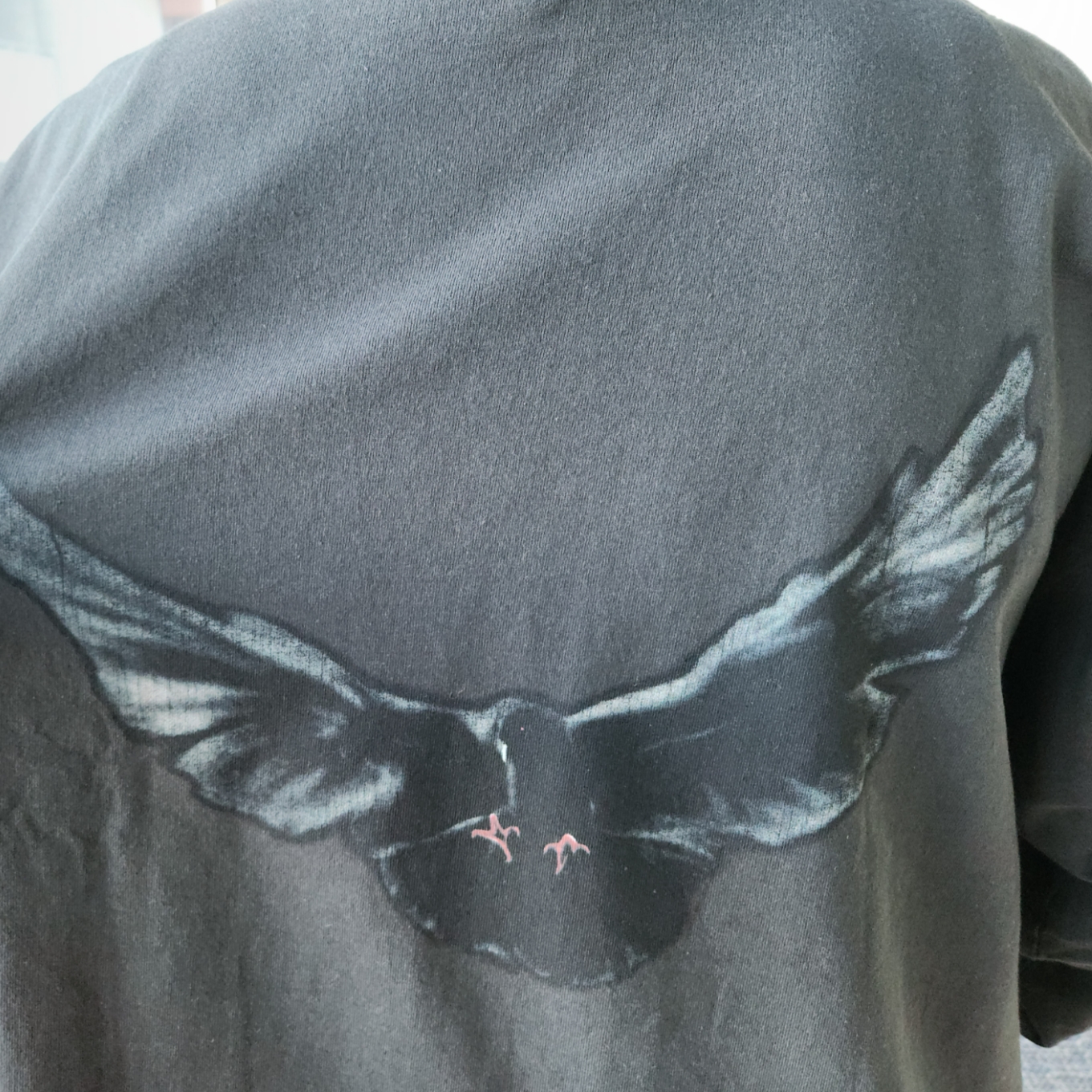 Yeezy Gap Engineered By Balenciaga Dove Long Sleeve T-Shirt Black 착용 스타일 - 2