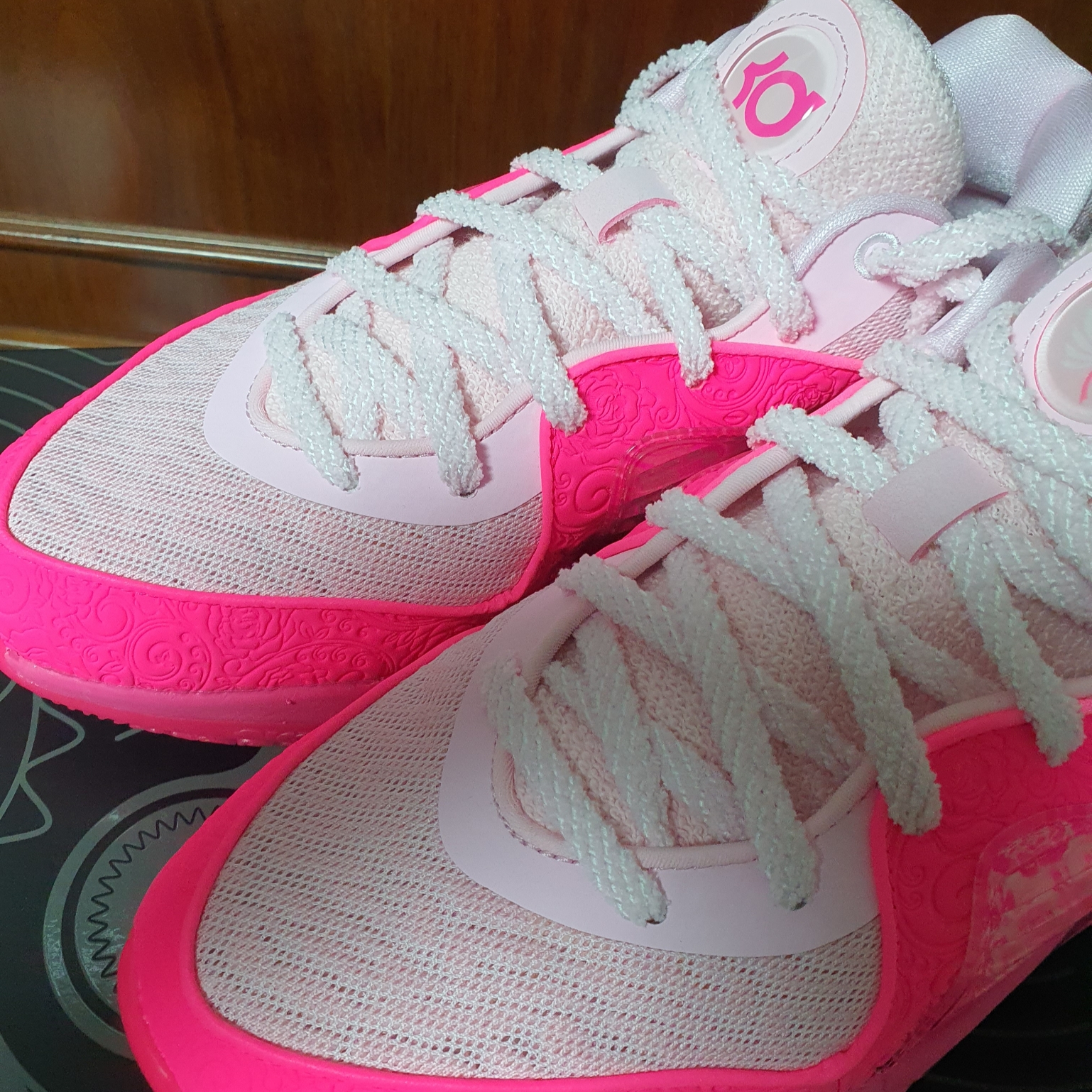 Nike KD 16 NRG EP Pink Foam Fierce Pink 착용 스타일