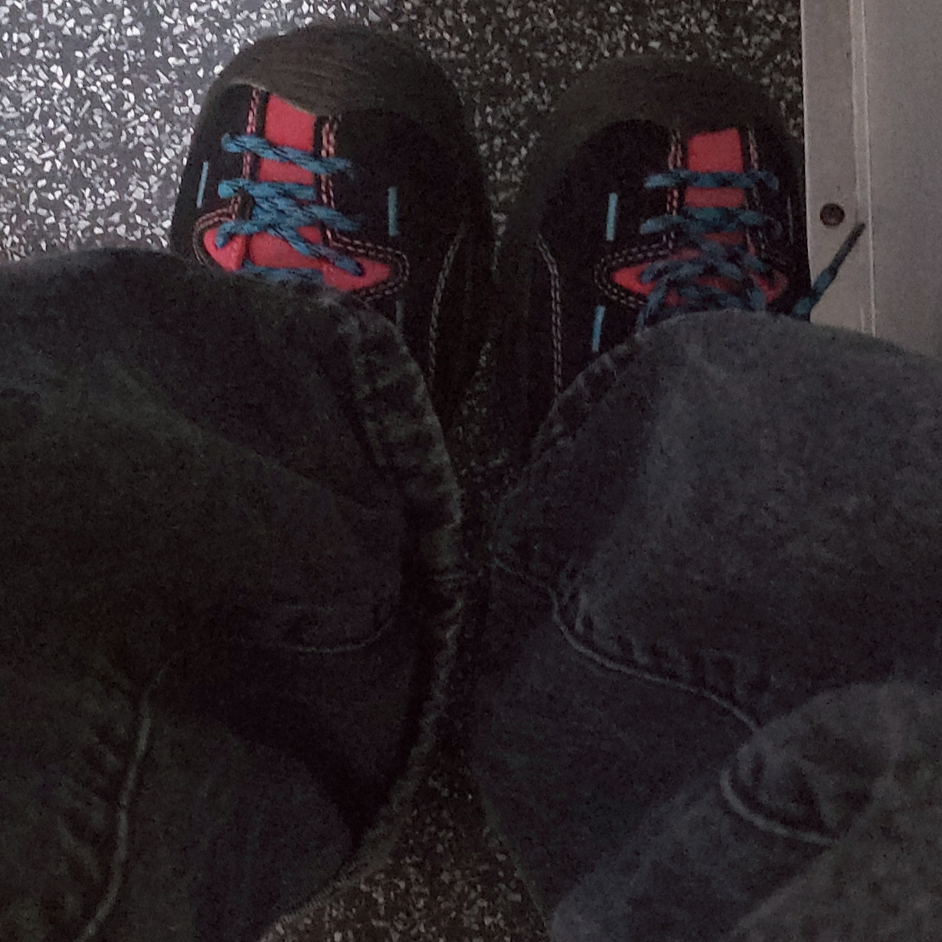 (W) Keen Jasper Sneakers Black Jazzy 착용 스타일