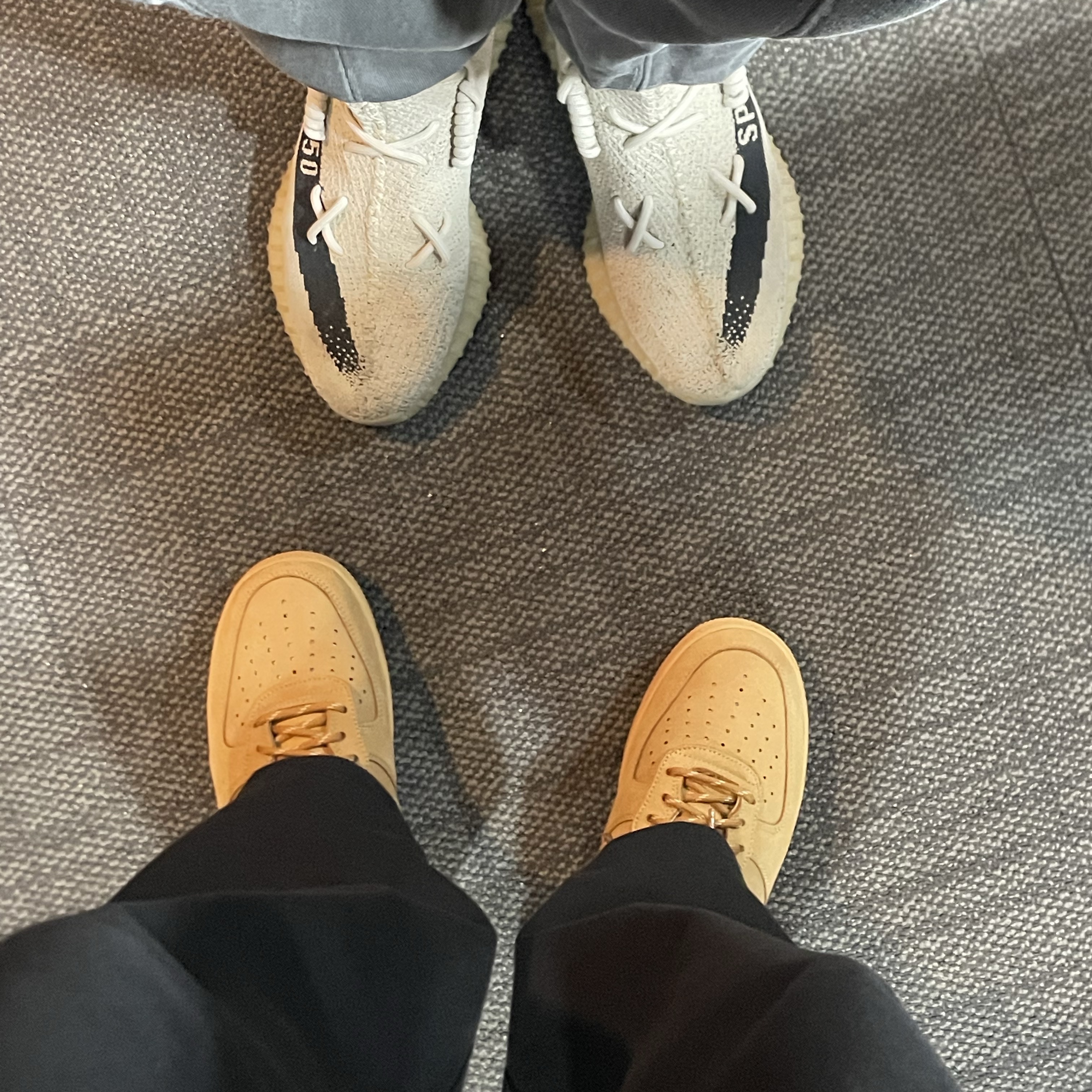 Nike Air Force 1 '07 WB Flax 착용 스타일